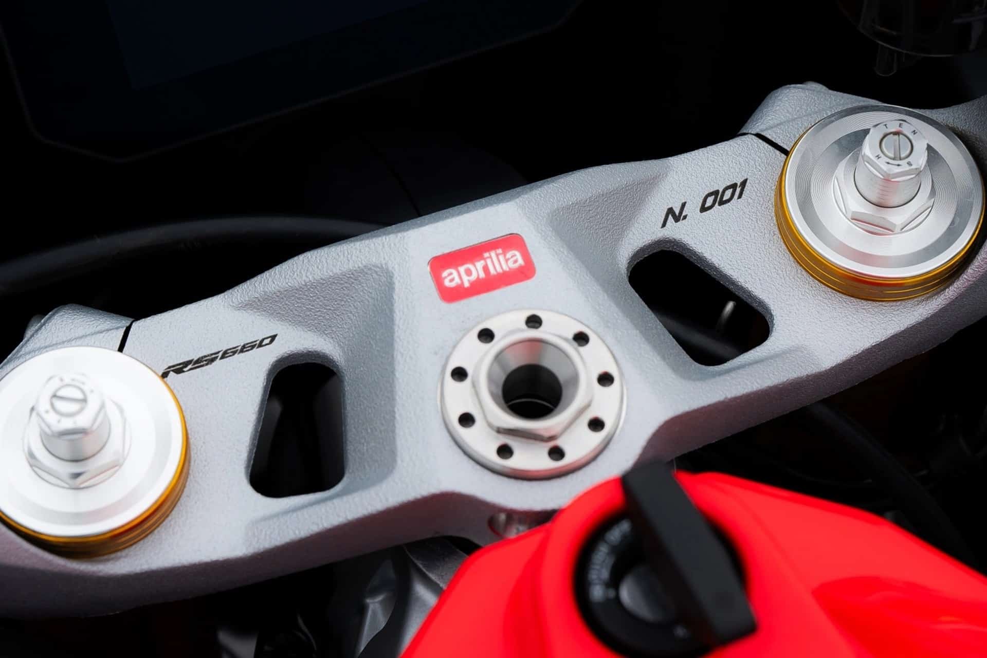 Aprilia rinde su particular homenaje a Phillip Island con una serie limitada de la RS 660