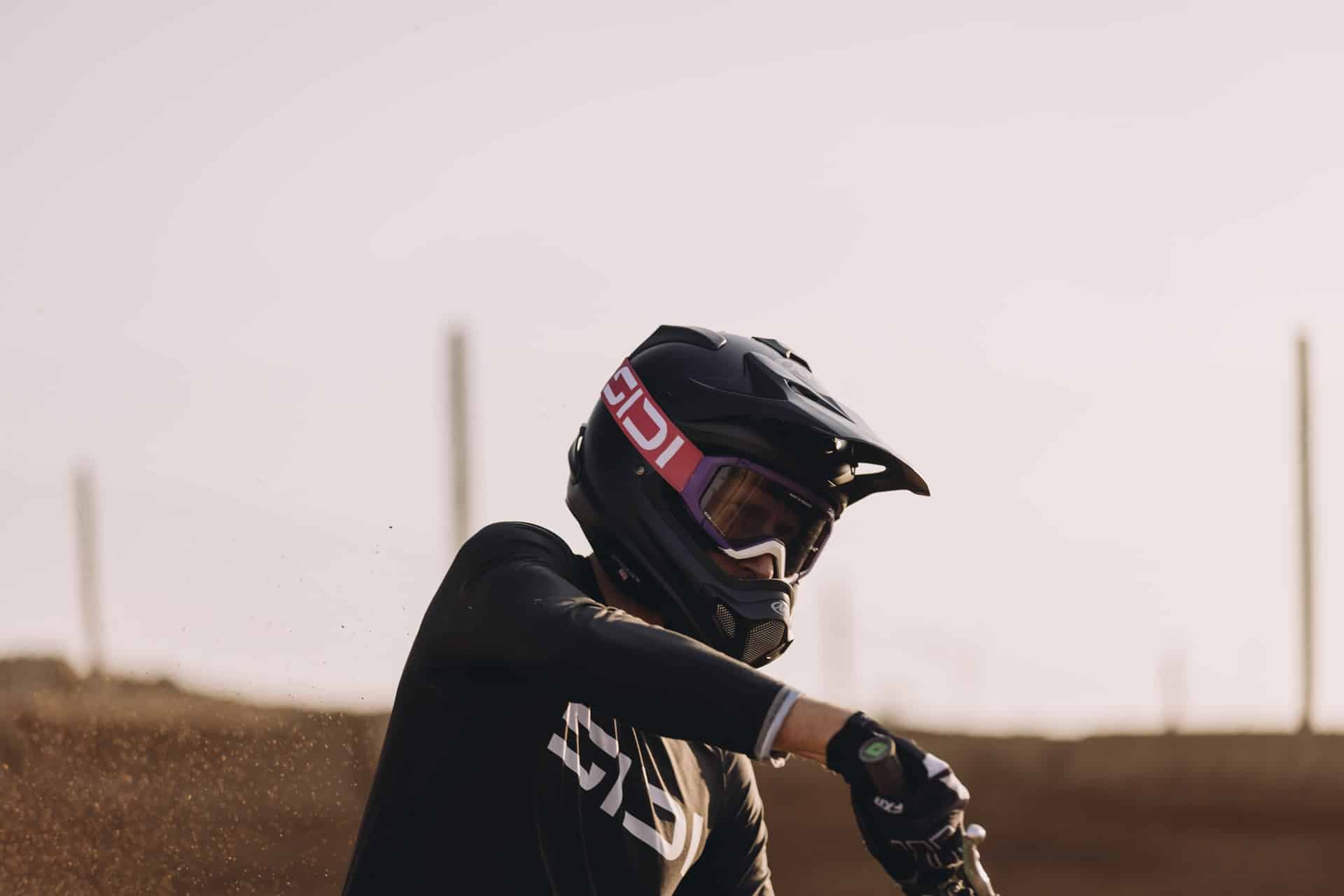 Sidi anuncia su novedosa gama de gafas para motociclistas