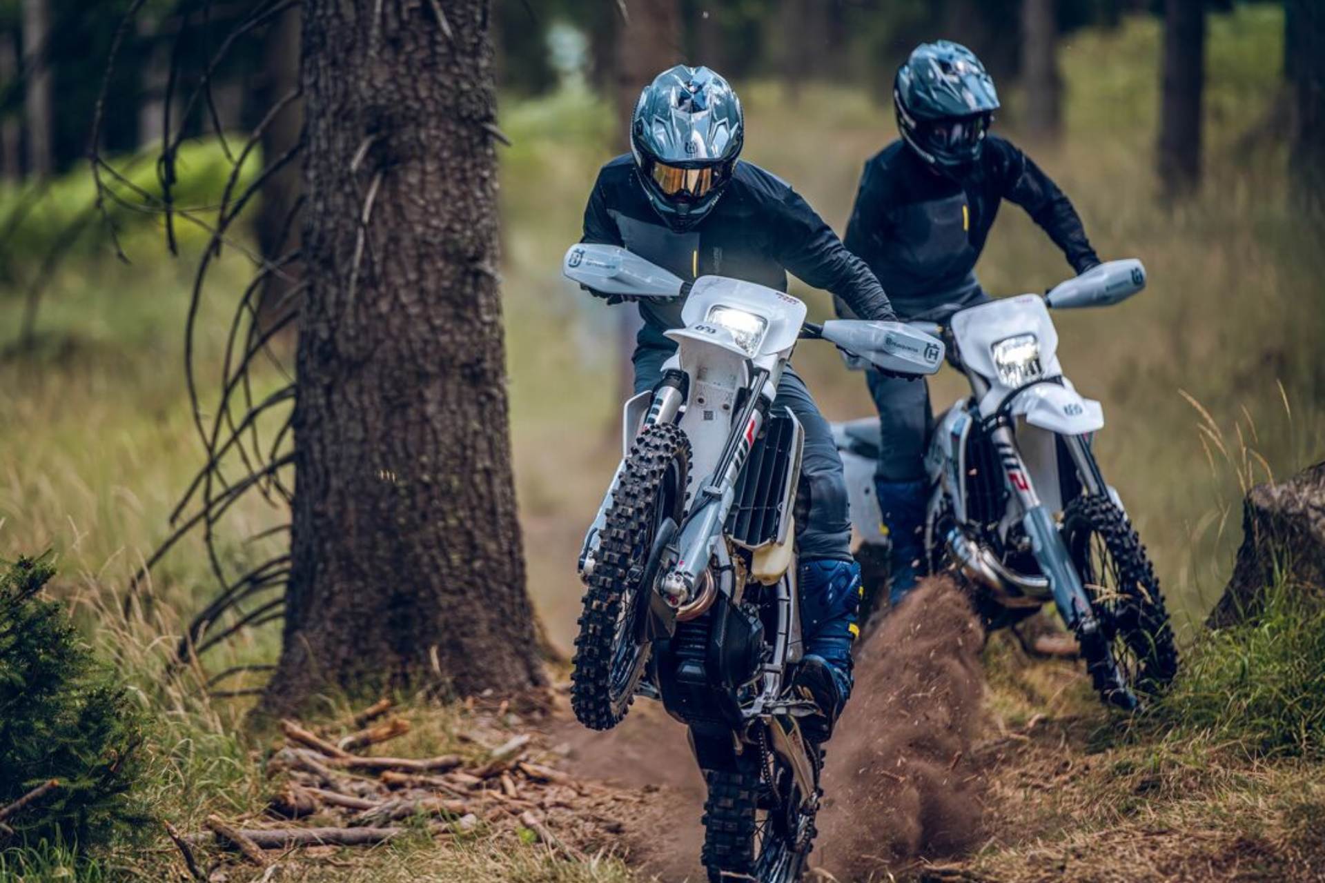 Husqvarna TE 300 Pro y FE 350 Pro 2027, imponentes modelos suecos para el enduro