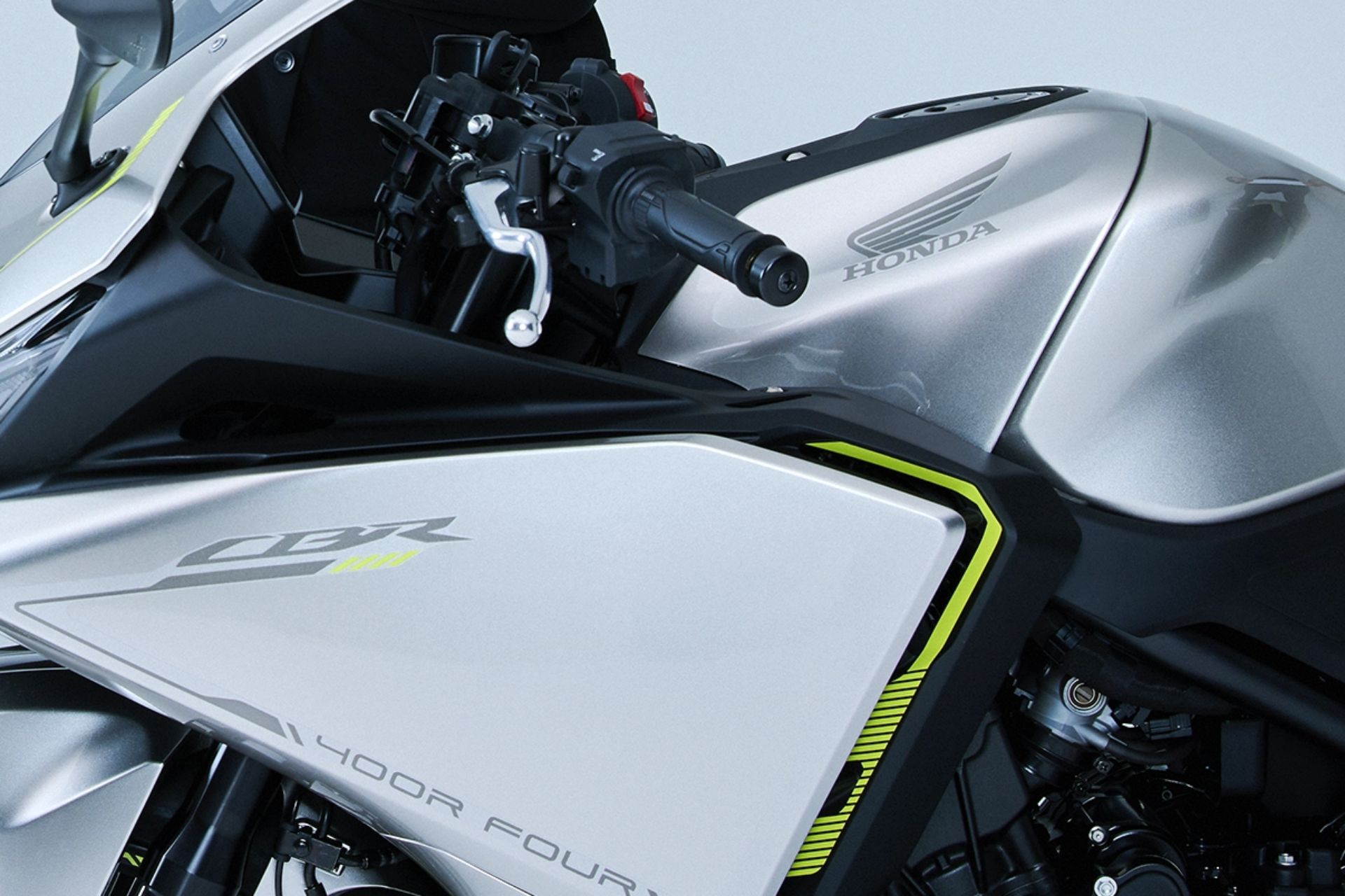 Honda CBR400R Four E-Clutch: anticipo de una motocicleta soñada