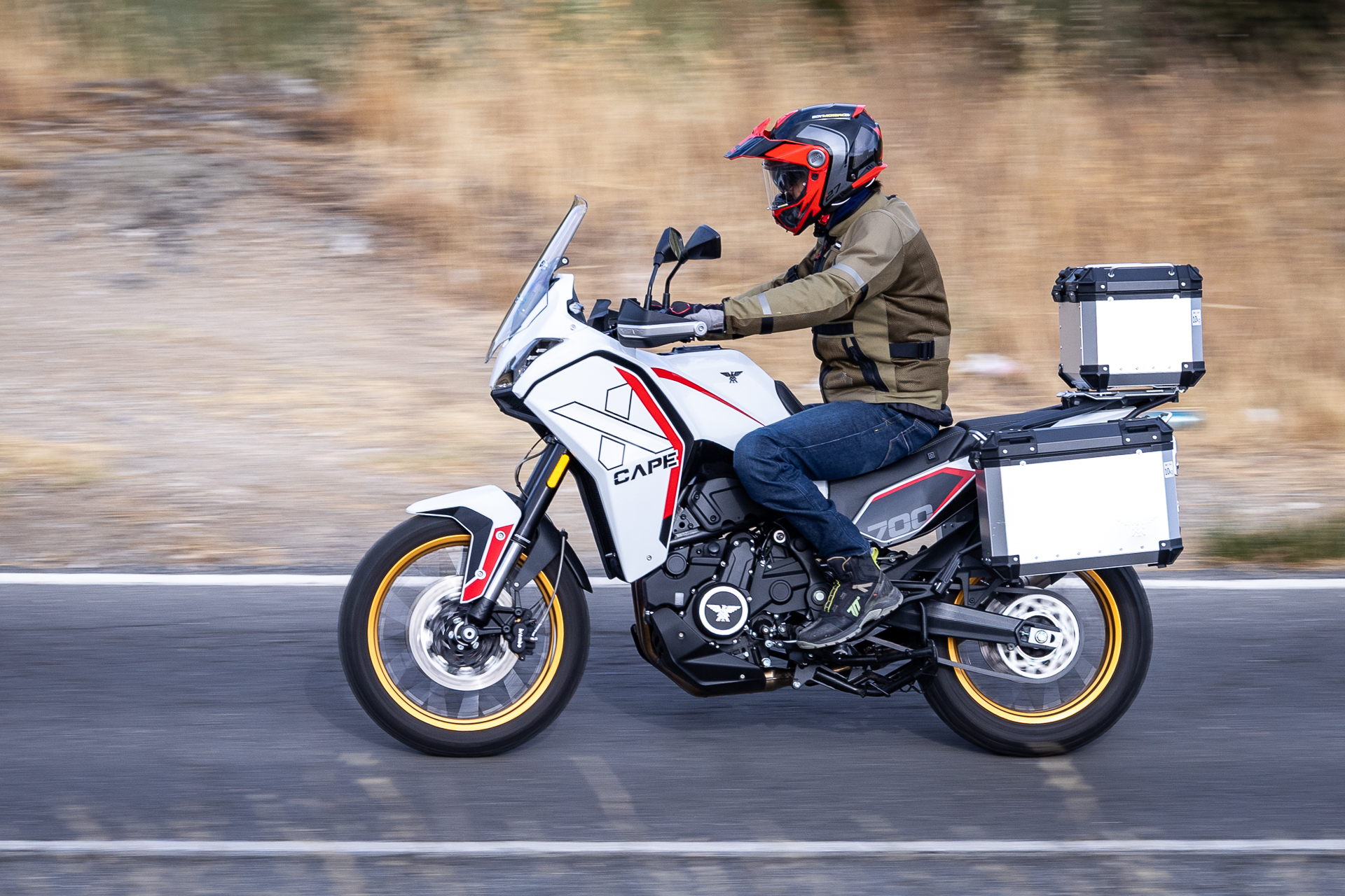 Prueba Moto Morini X-Cape 700