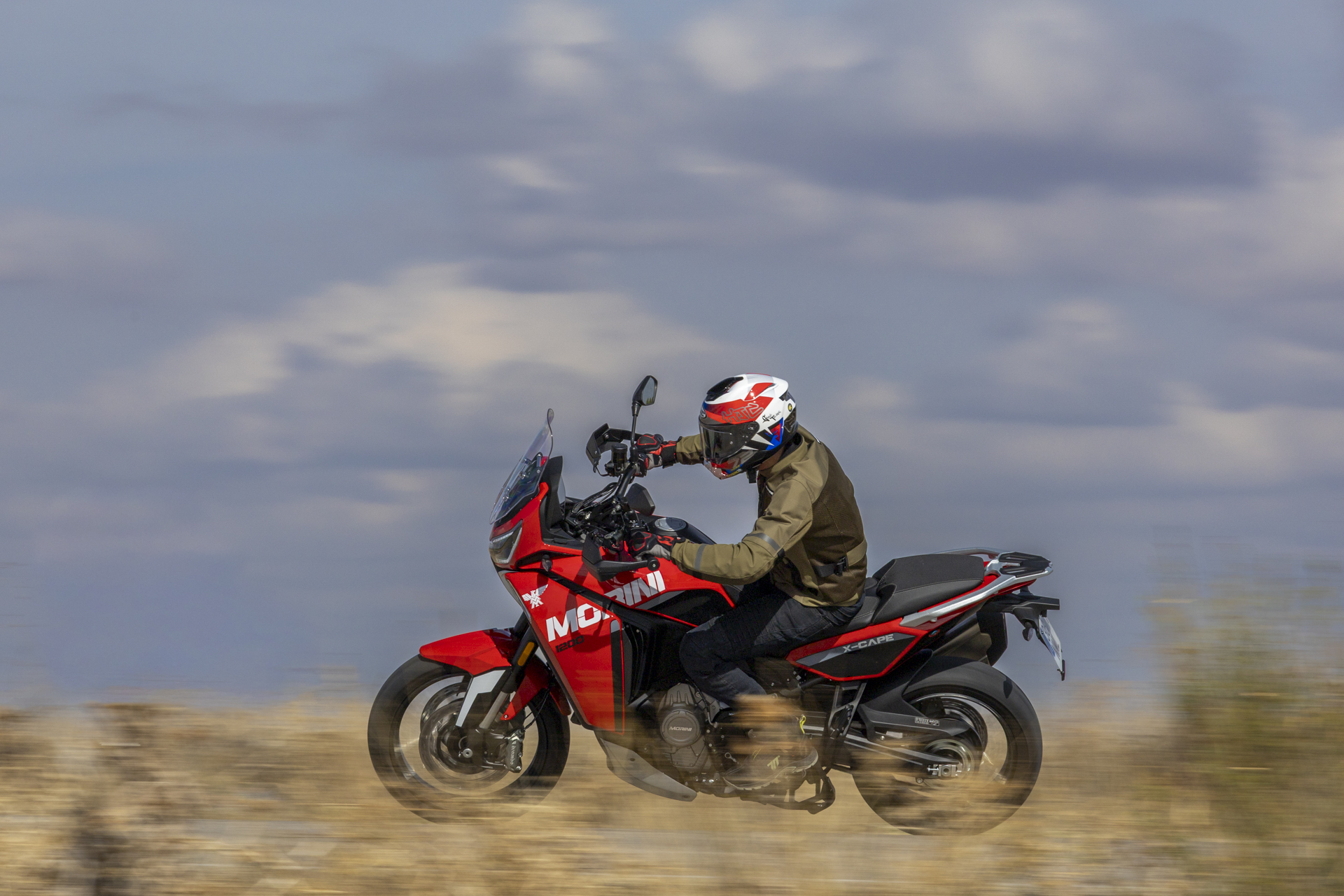 Prueba Moto Morini X-Cape 1200