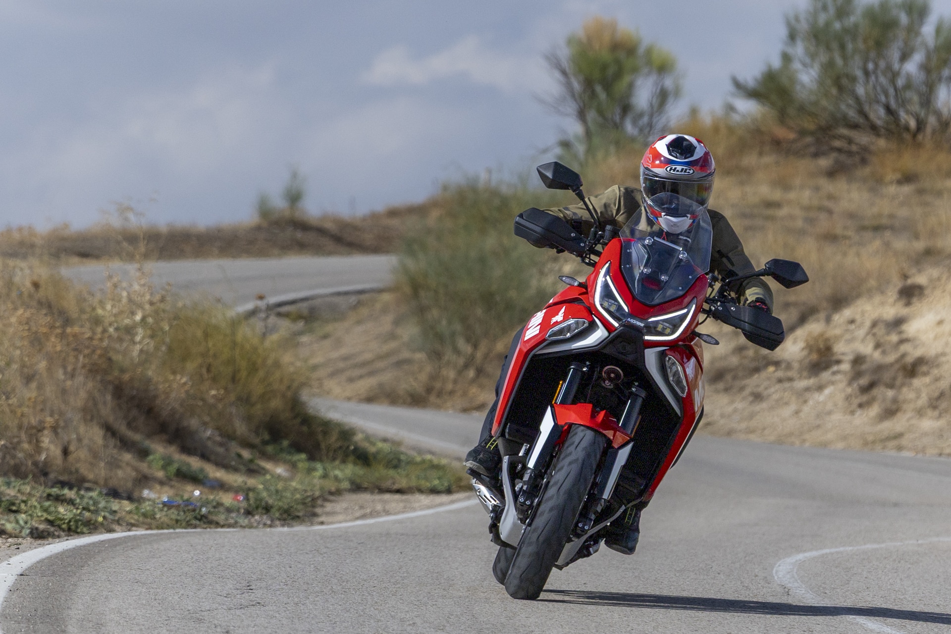 Prueba Moto Morini X-Cape 1200