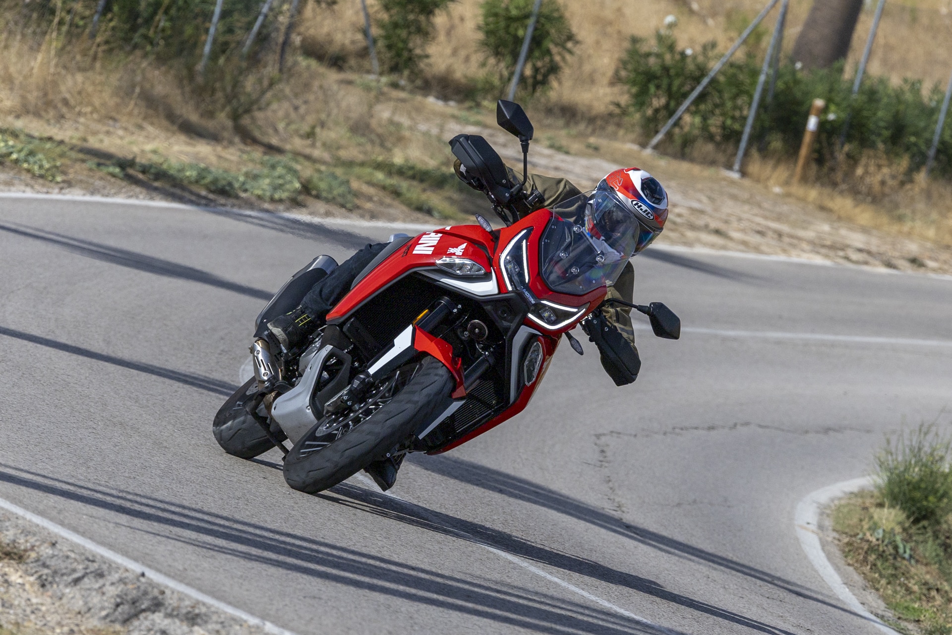 Prueba Moto Morini X-Cape 1200