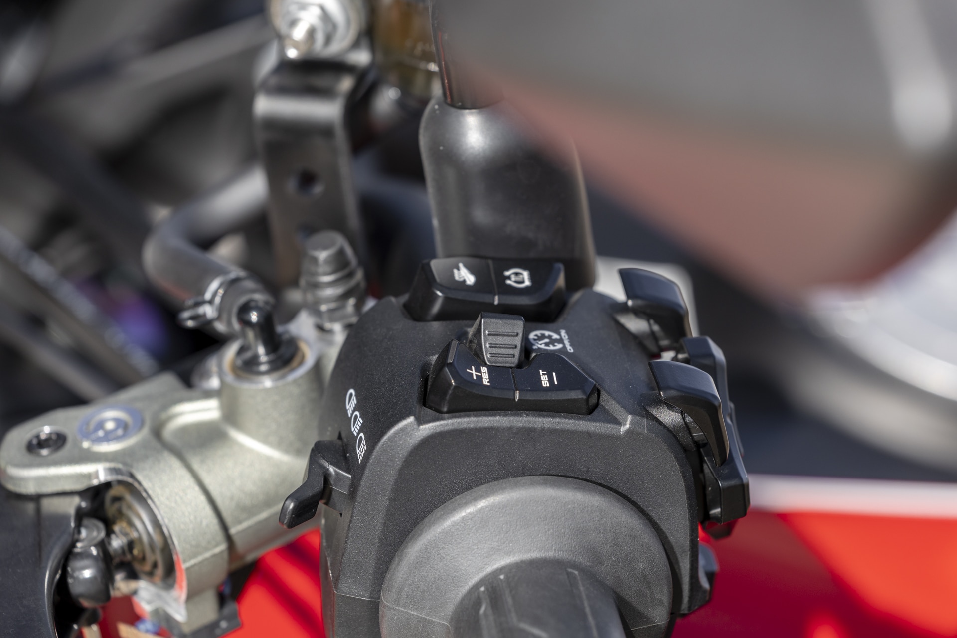 Prueba Moto Morini X-Cape 1200