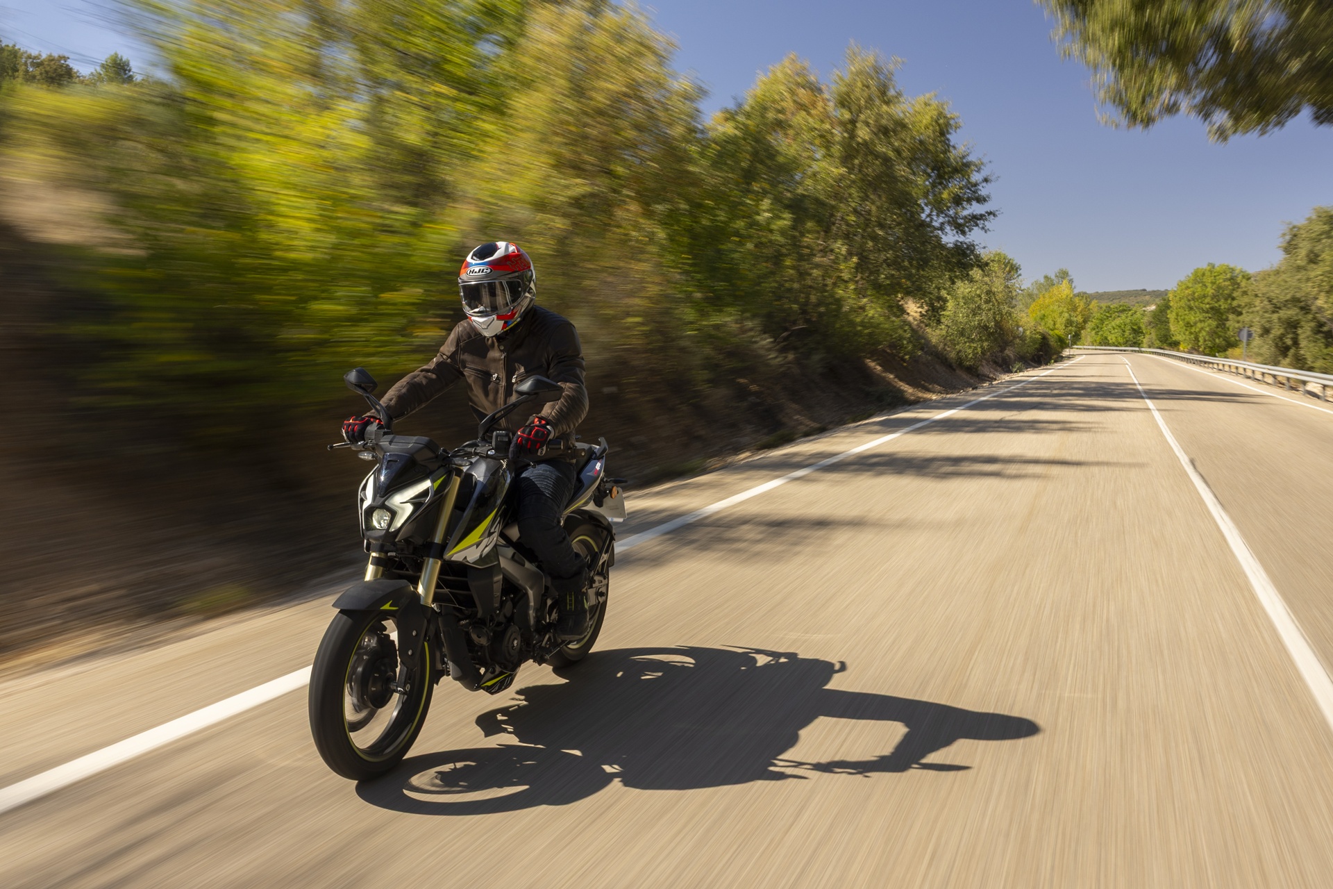 De ruta con Bajaj ¿De verdad necesitas más de 400 cc?