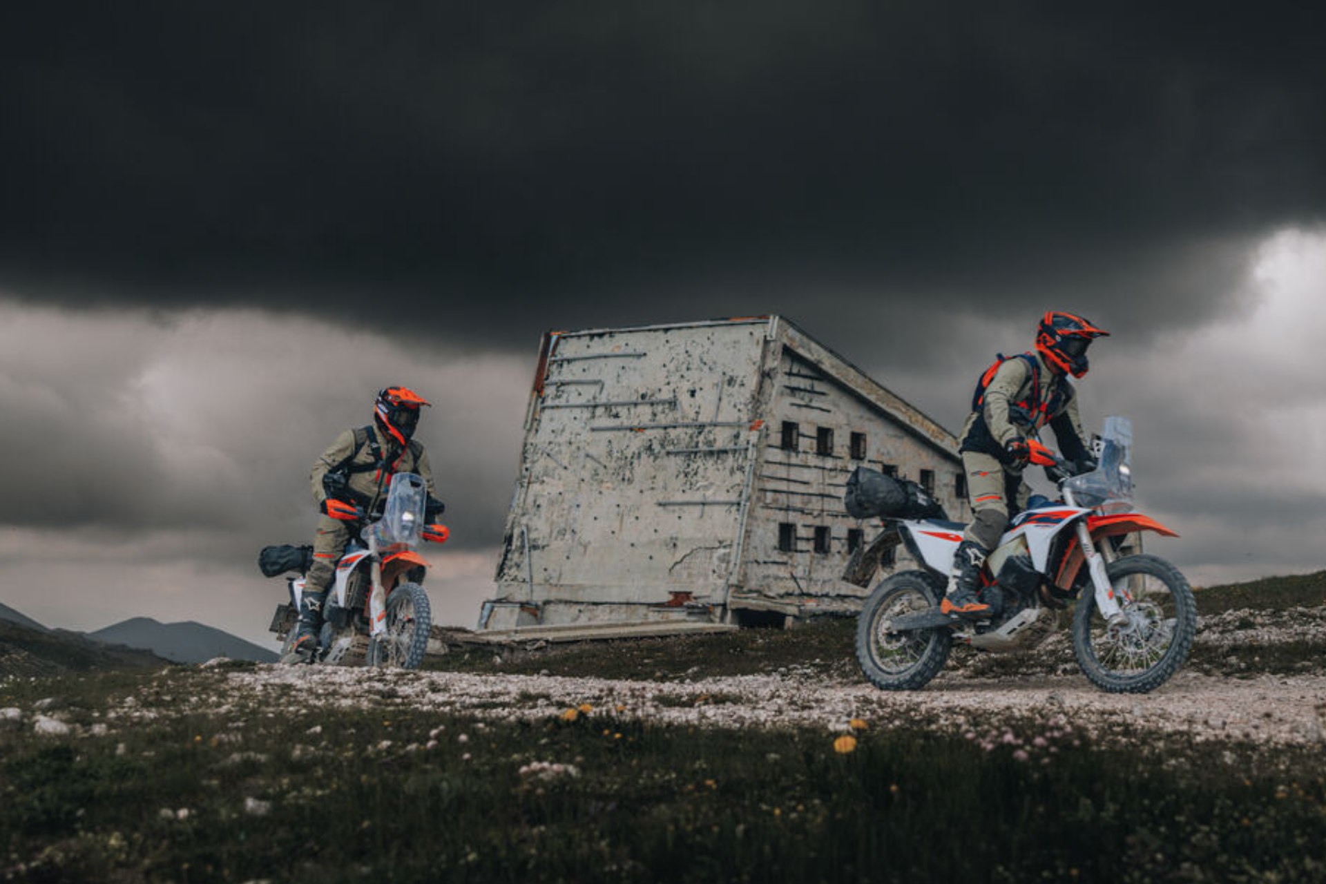 KTM 690 RALLY 2027: poderosa máquina de rally-raid ¡como debe ser!