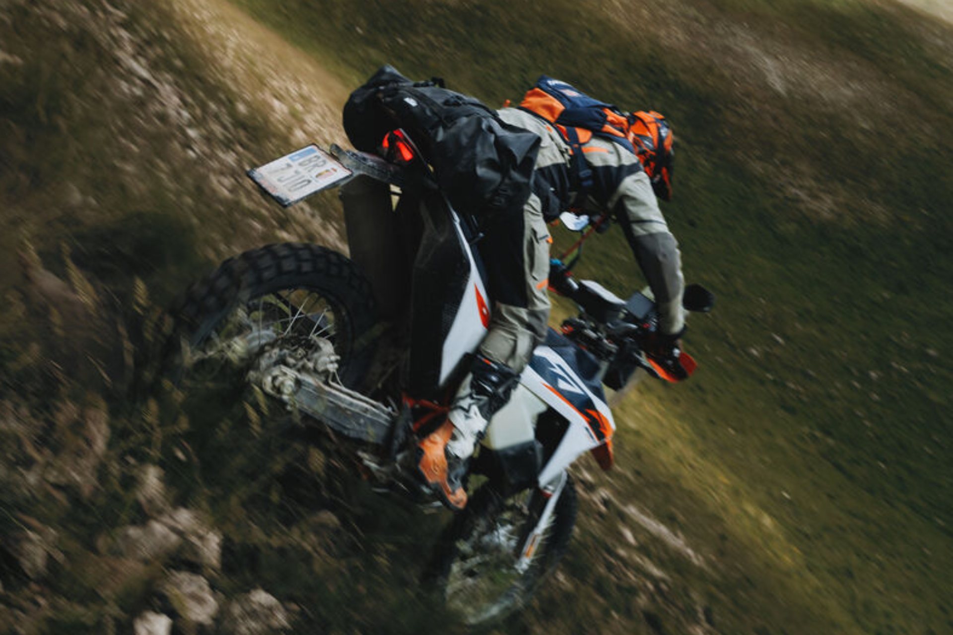 KTM 690 RALLY 2027: poderosa máquina de rally-raid ¡como debe ser!
