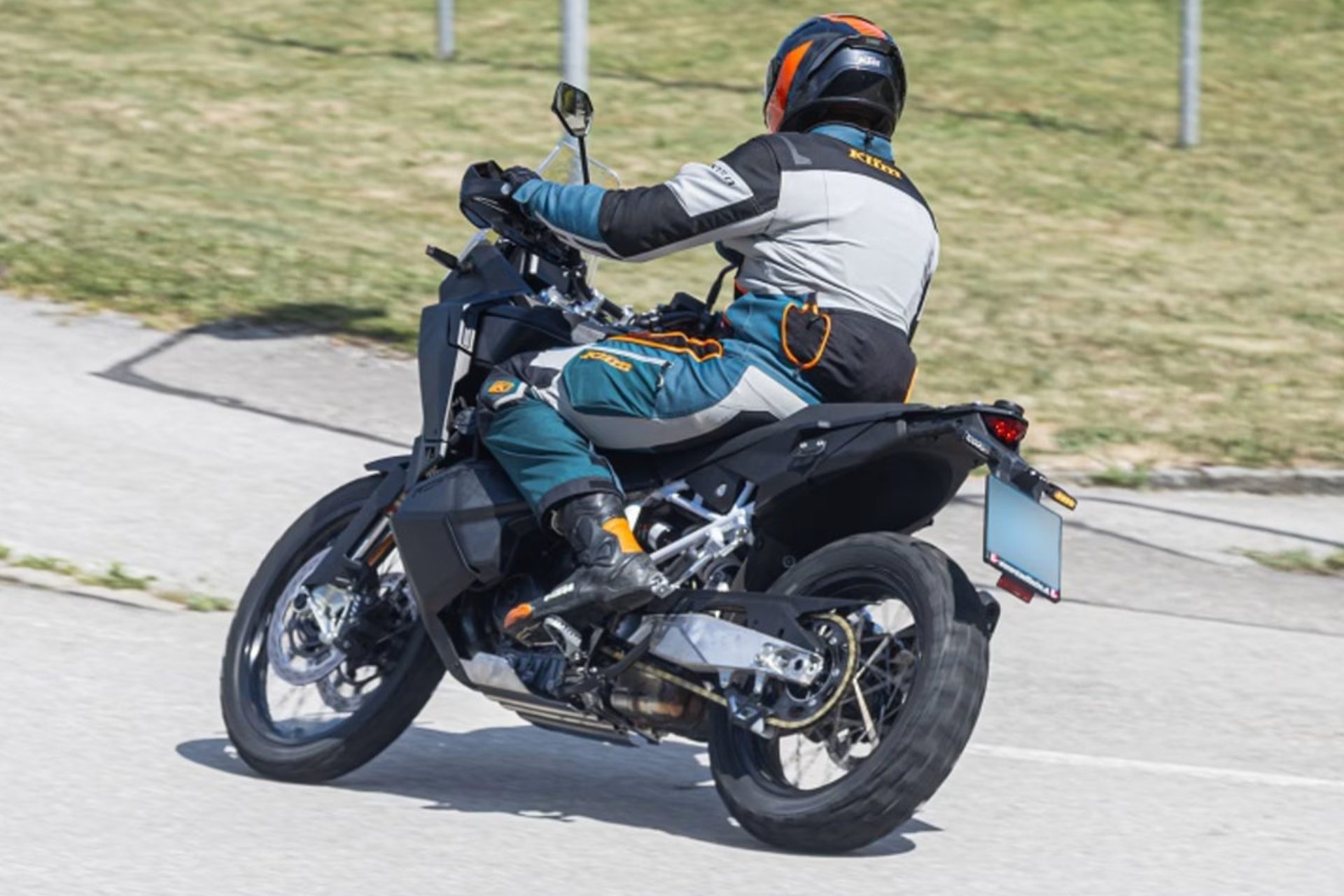 KTM 990 Adventure 2027: Todo lo que debe saber