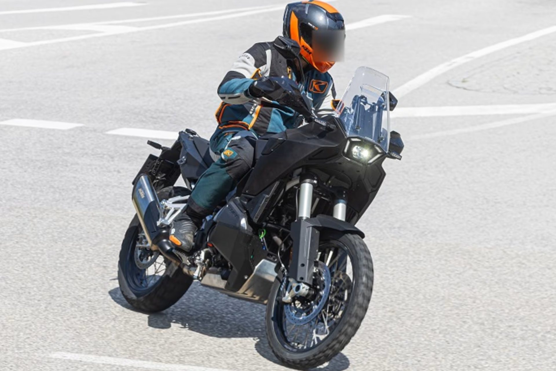 KTM 990 Adventure 2027: Todo lo que debe saber