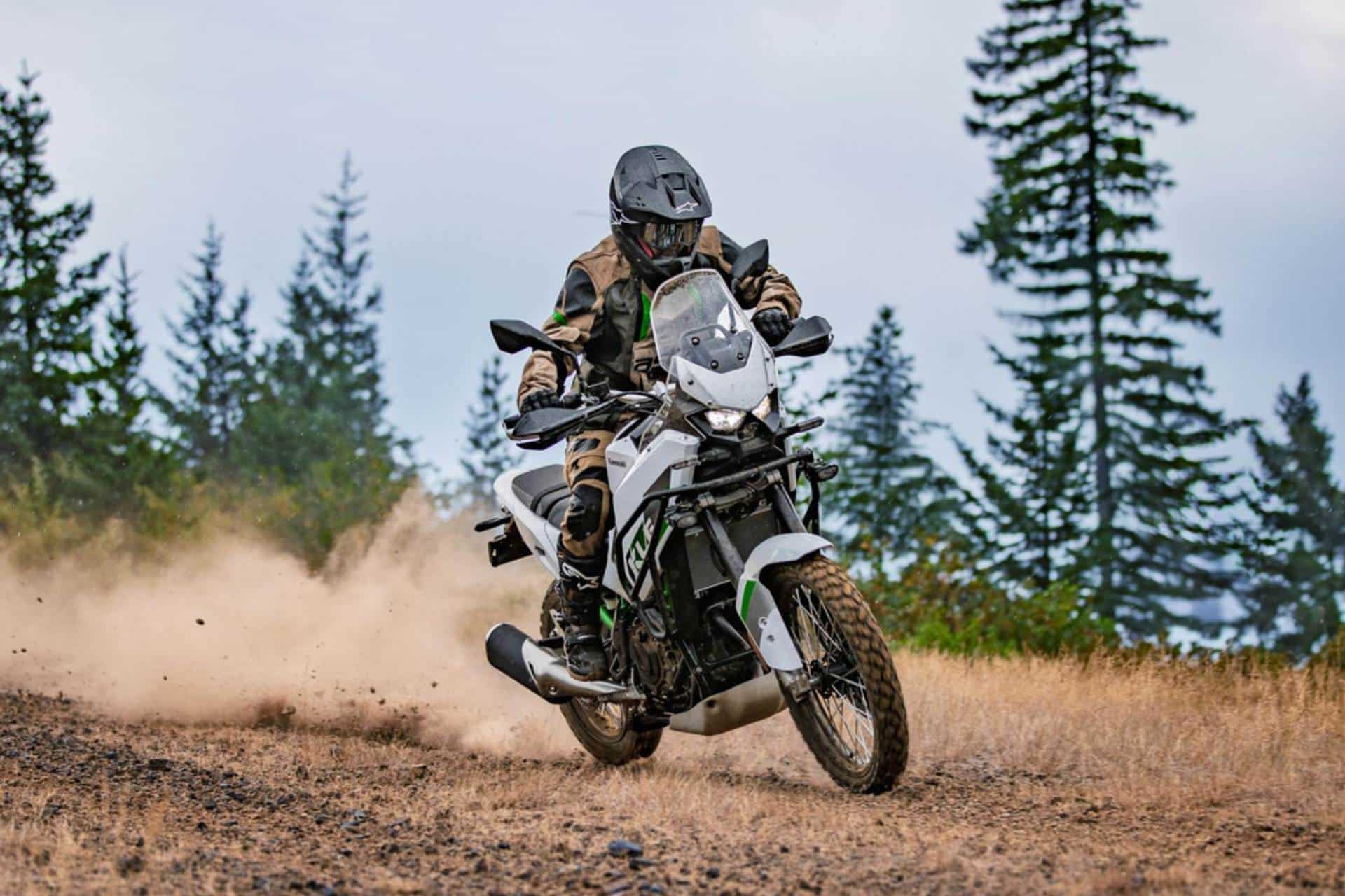 Kawasaki KLE500 SE Smartride 2027, la Adventure que cambia las reglas del juego
