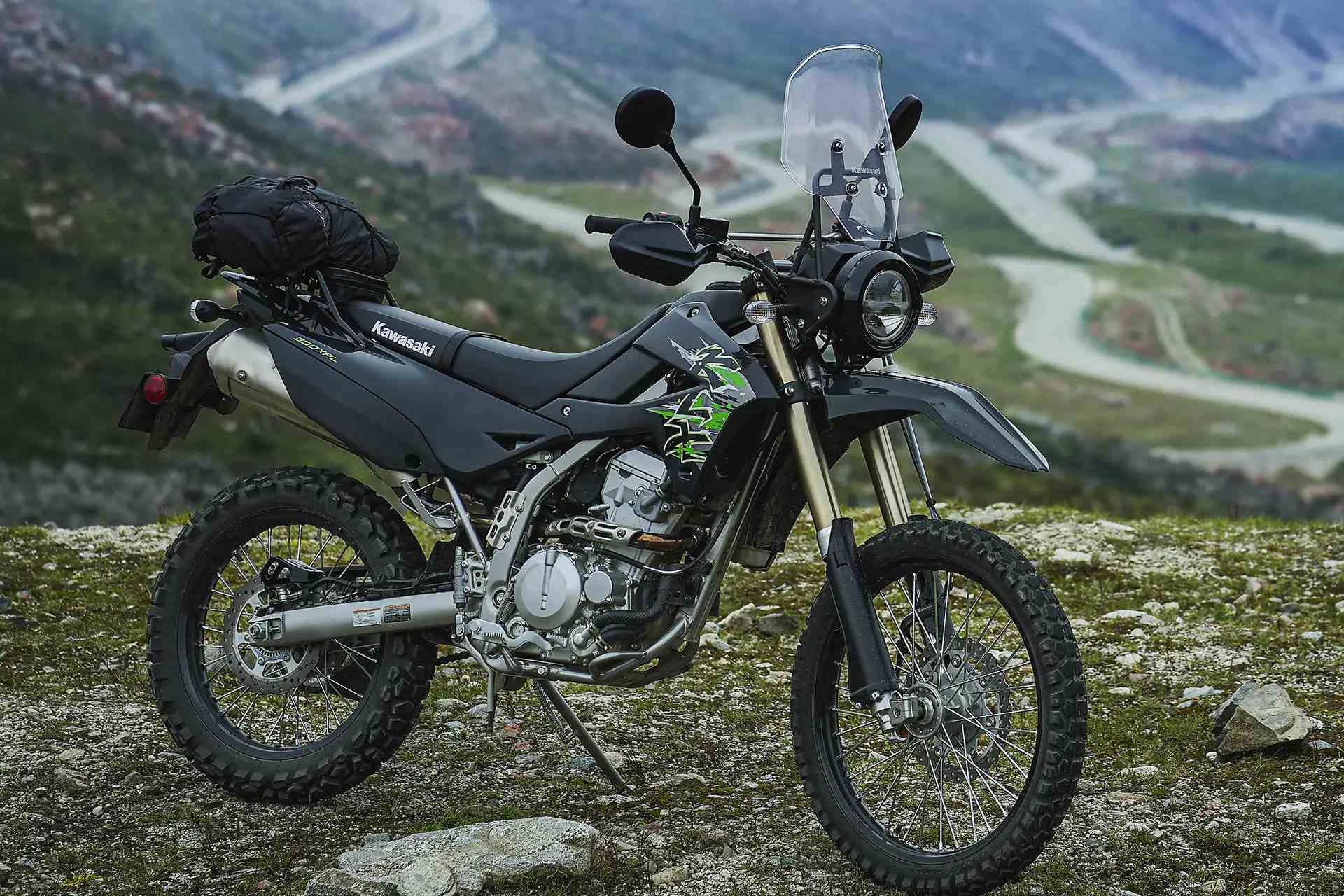Kawasaki KLX300 XPL ABS 2027, la nueva trail japonesa para ir más allá