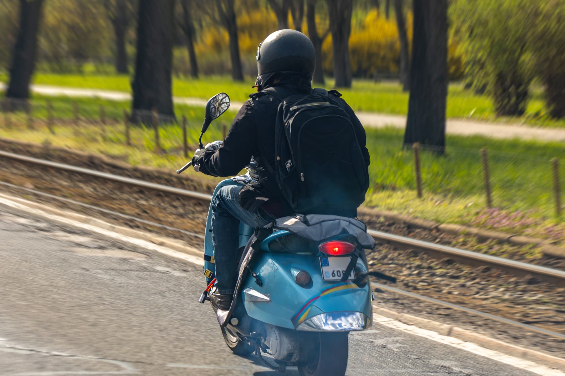 Todo motociclista en Colombia debe conocer estas leyes de tránsito