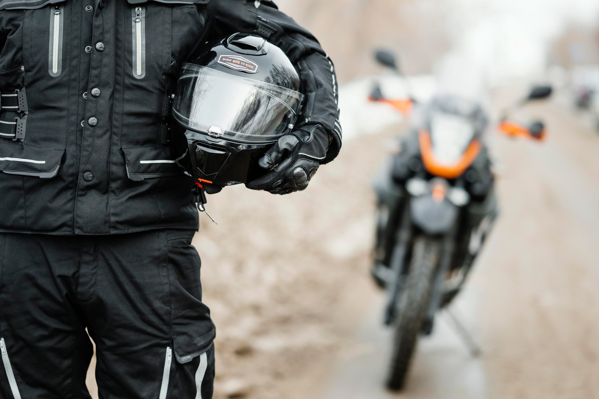 Todo motociclista en Colombia debe conocer estas leyes de tránsito