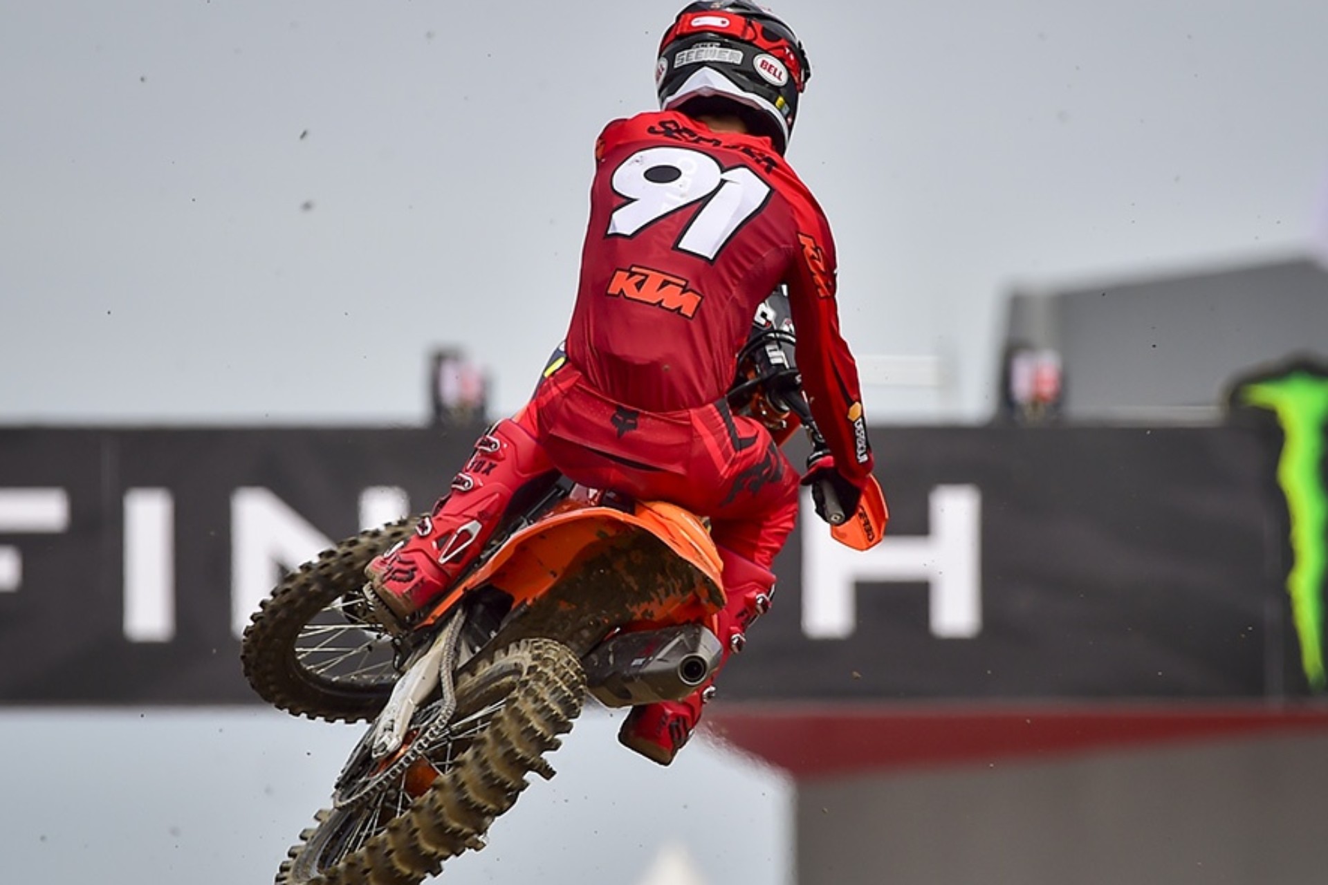 Mundial de Motocross 2027: 20 Grandes Premios y una travesía por cuatro continentes