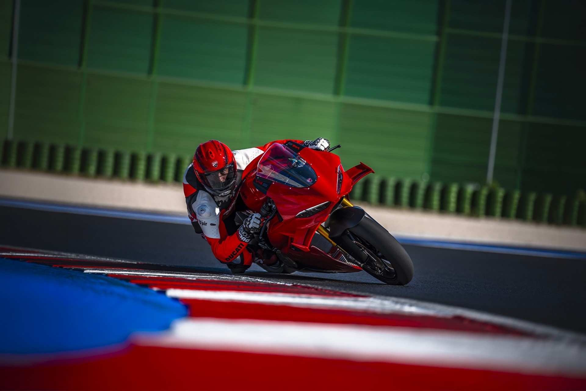 Ducati Panigale V4 2027