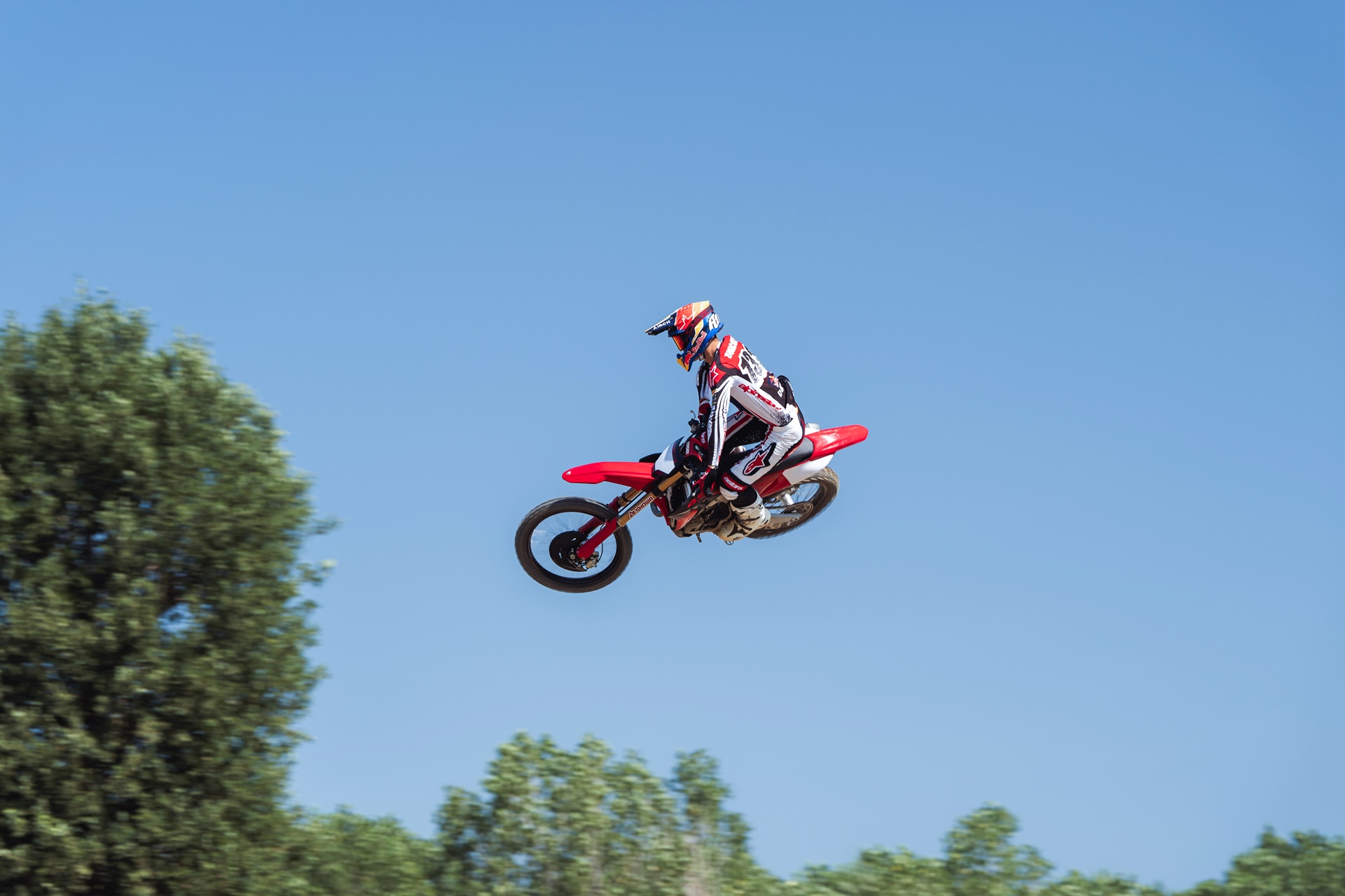 Gama Ducati Desmo450 MX 2027: más prestaciones y mejor ergonomía para favorecer el pilotaje