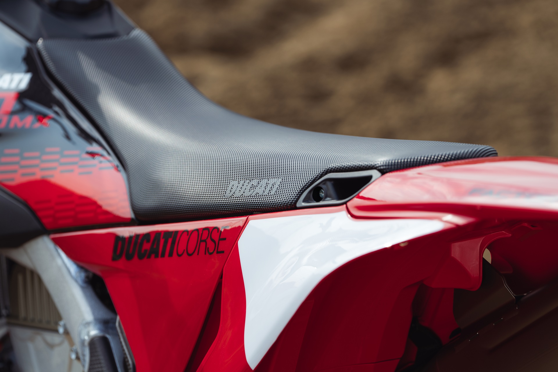 Gama Ducati Desmo450 MX 2027: más prestaciones y mejor ergonomía para favorecer el pilotaje