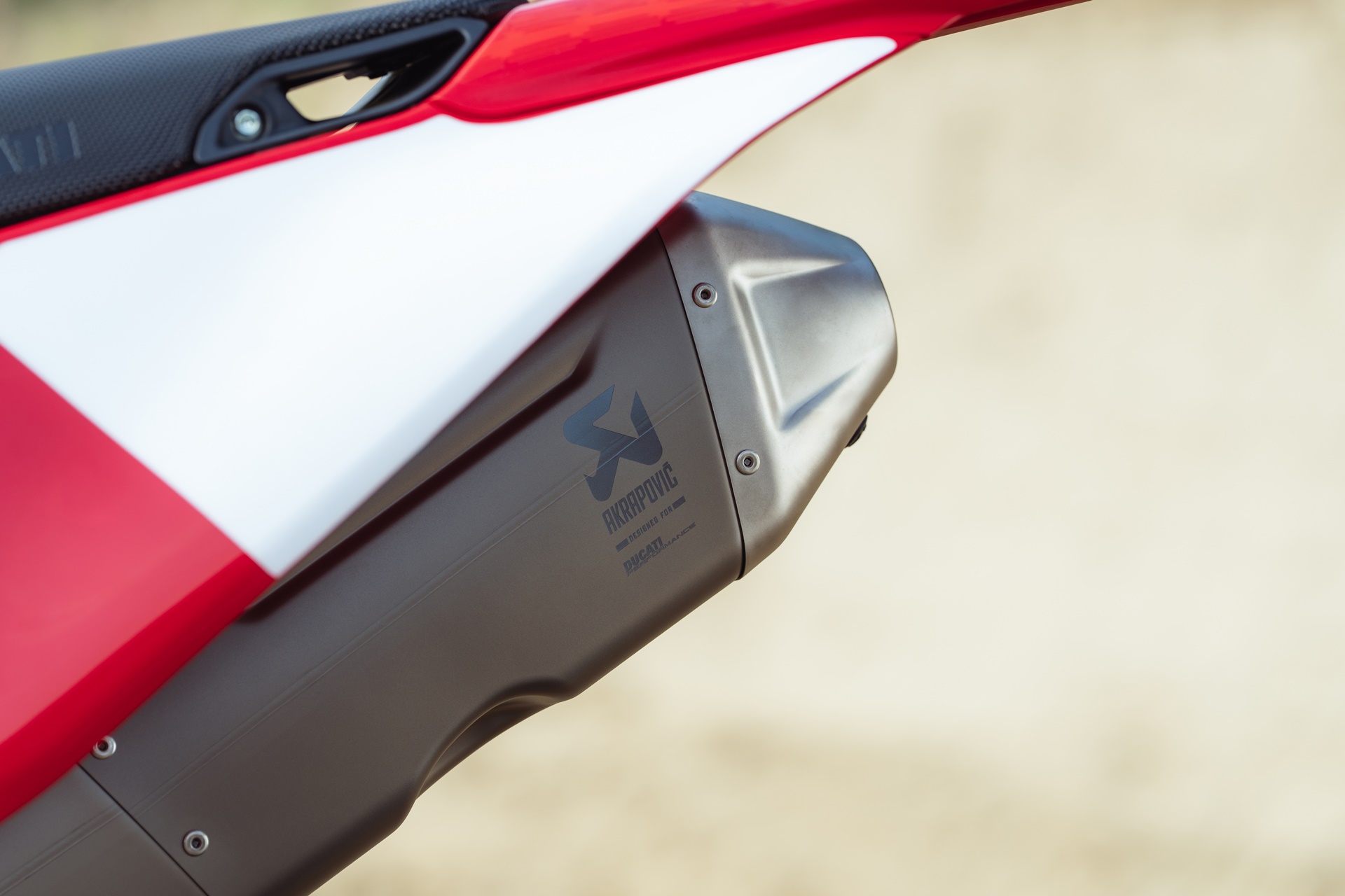 Gama Ducati Desmo450 MX 2027: más prestaciones y mejor ergonomía para favorecer el pilotaje