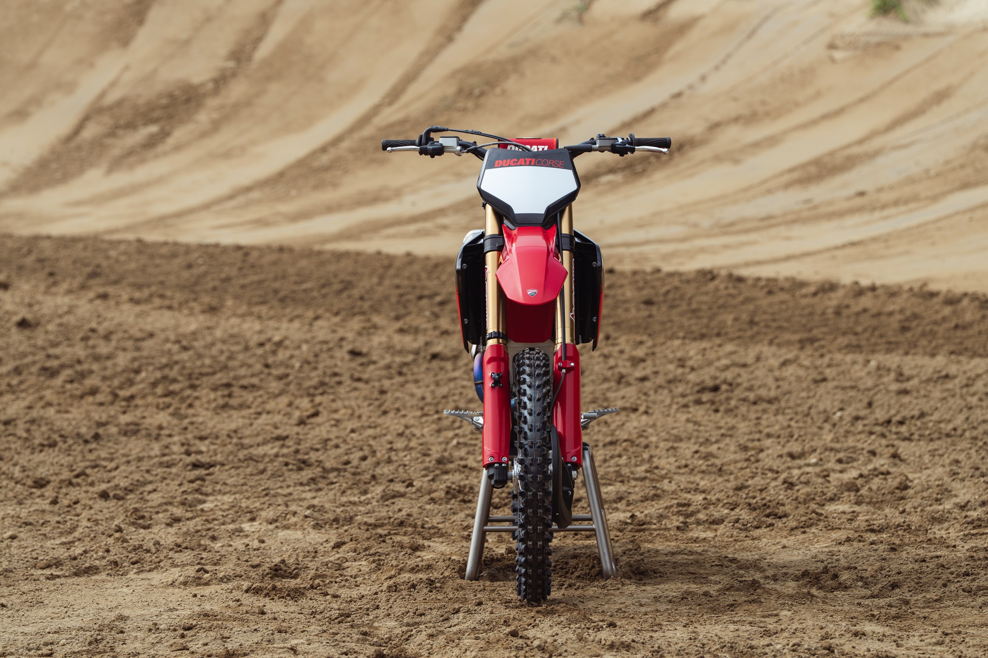 Gama Ducati Desmo450 MX 2027: más prestaciones y mejor ergonomía para favorecer el pilotaje