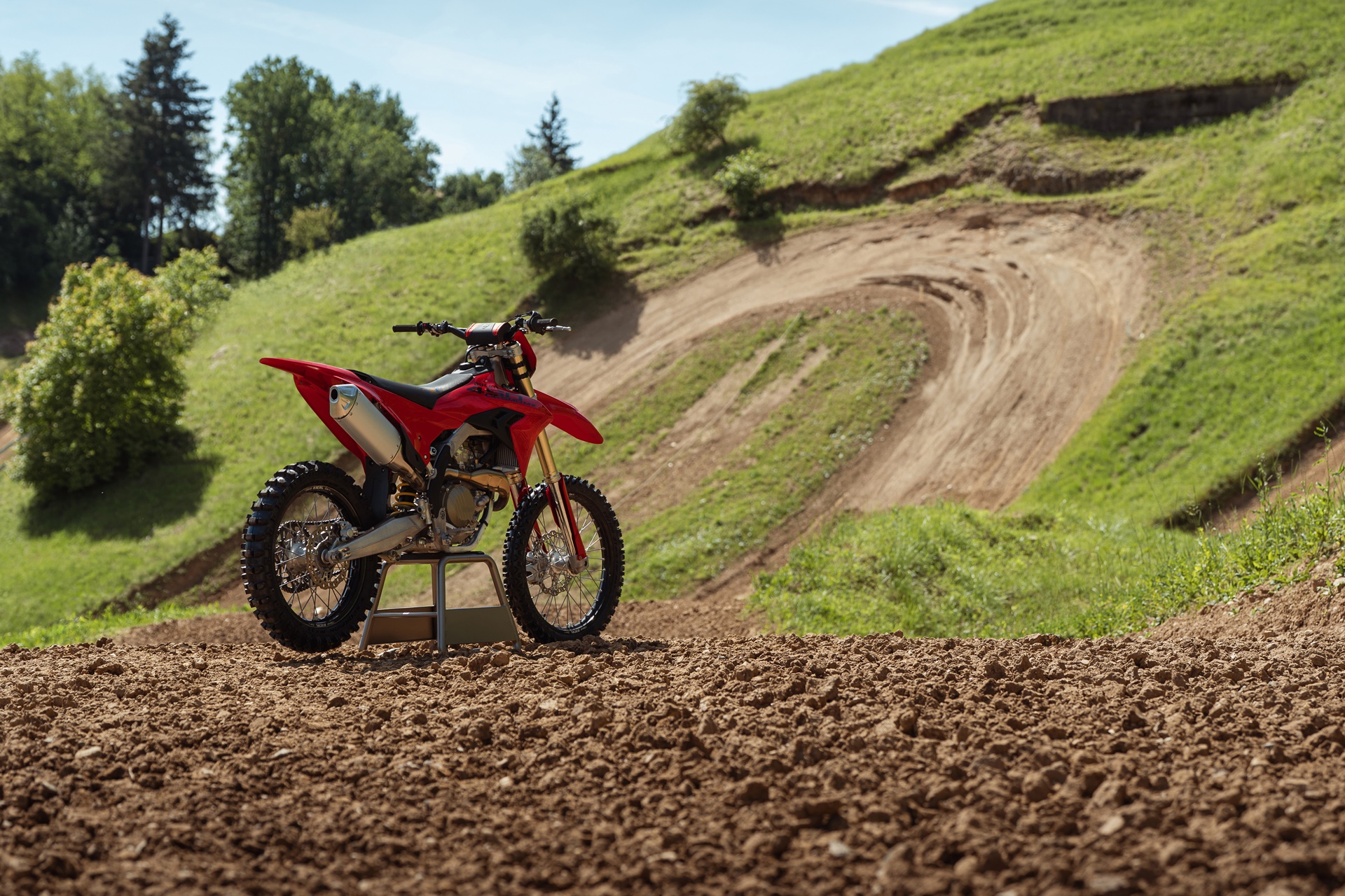 Gama Ducati Desmo450 MX 2027: más prestaciones y mejor ergonomía para favorecer el pilotaje