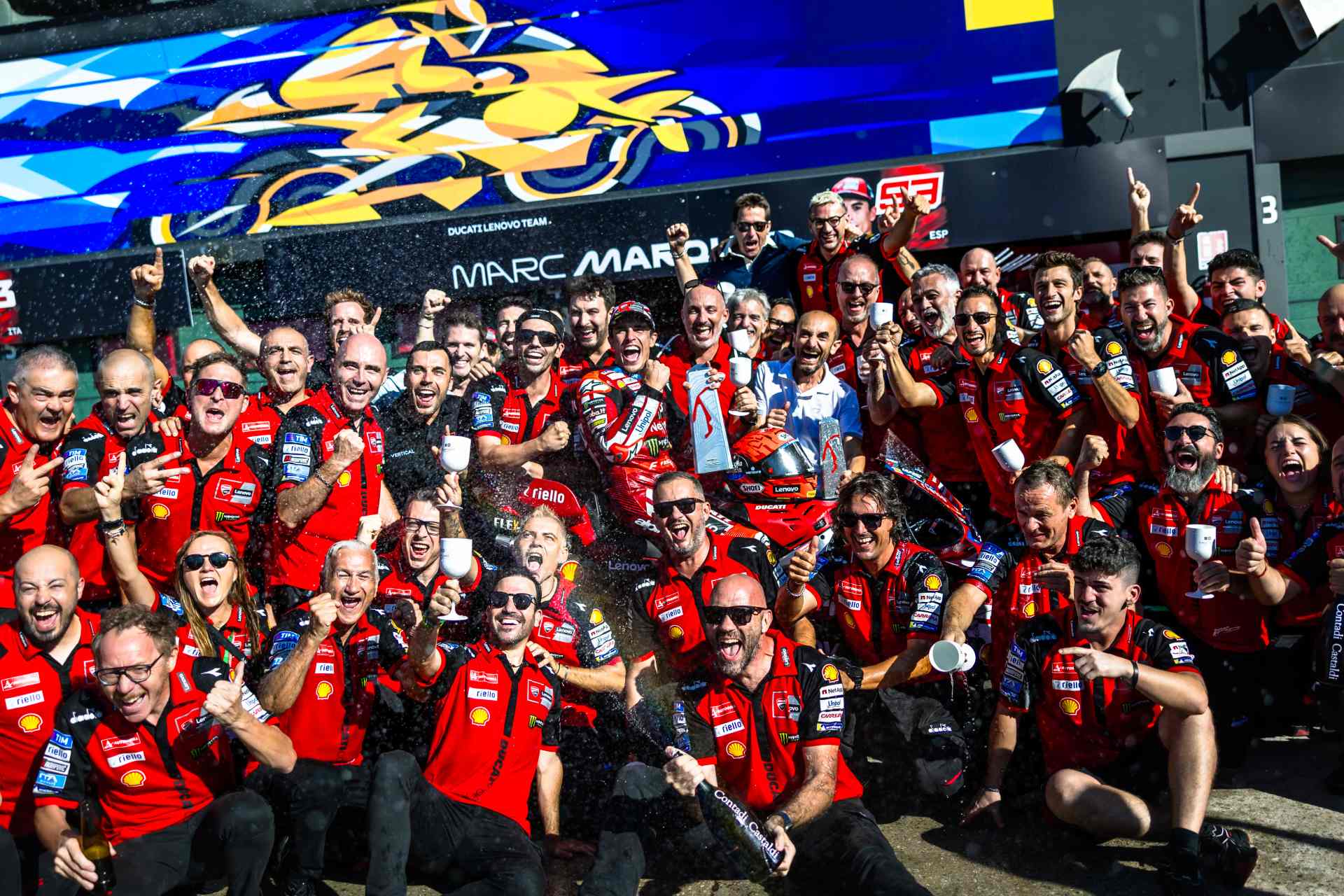 Marc Márquez da el golpe en Misano y se adueña del liderato de MotoGP