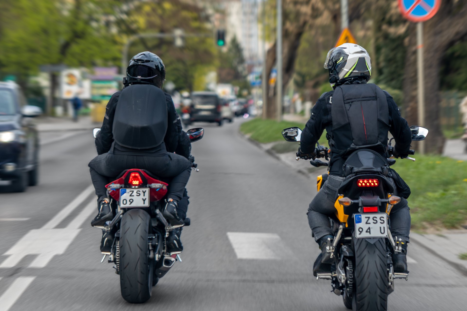 ¿Cómo manejar una motocicleta de forma segura durante un sismo?