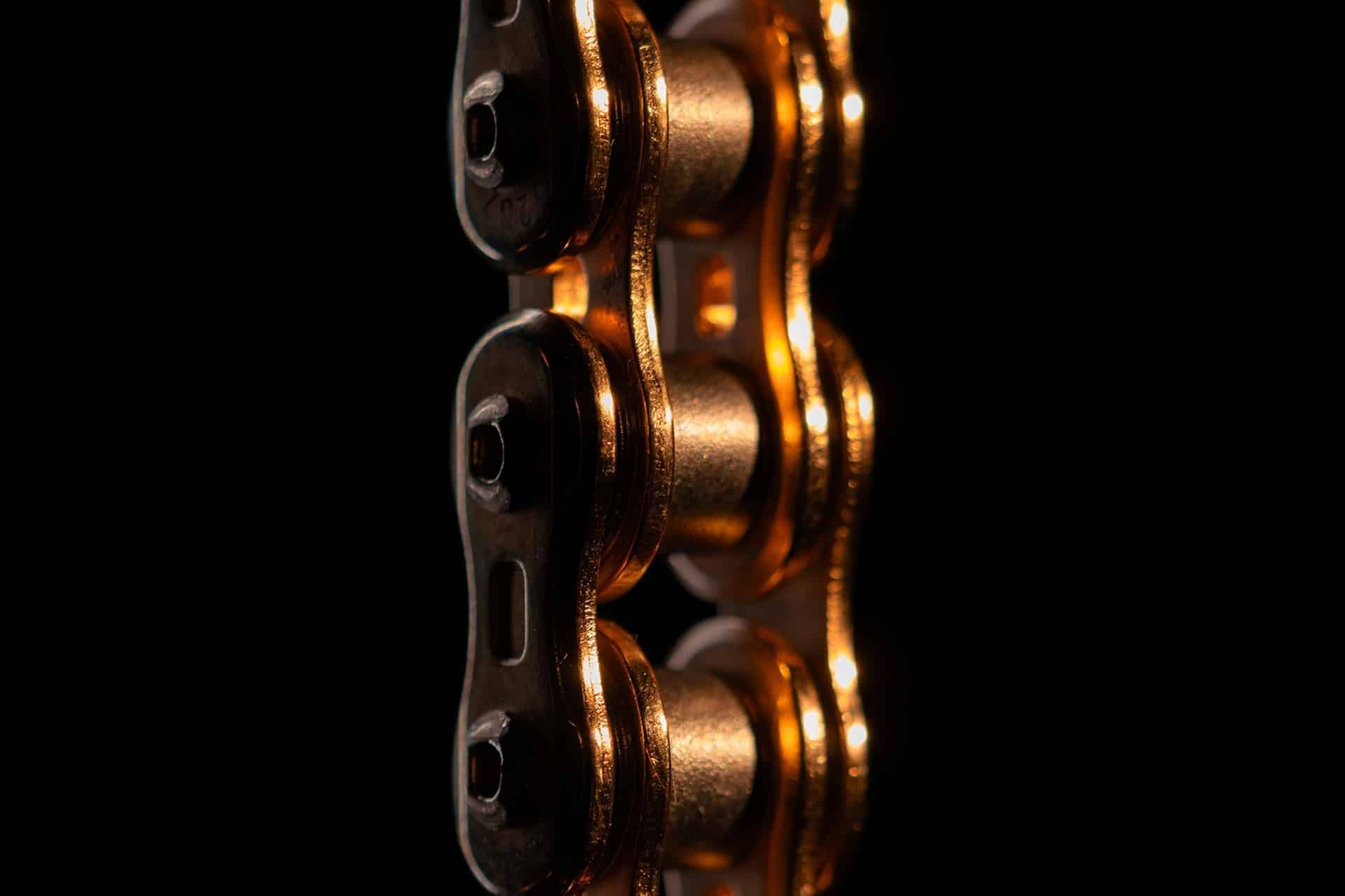 Gama de cadenas EK Chain: ingeniería japonesa en su versión más exigente