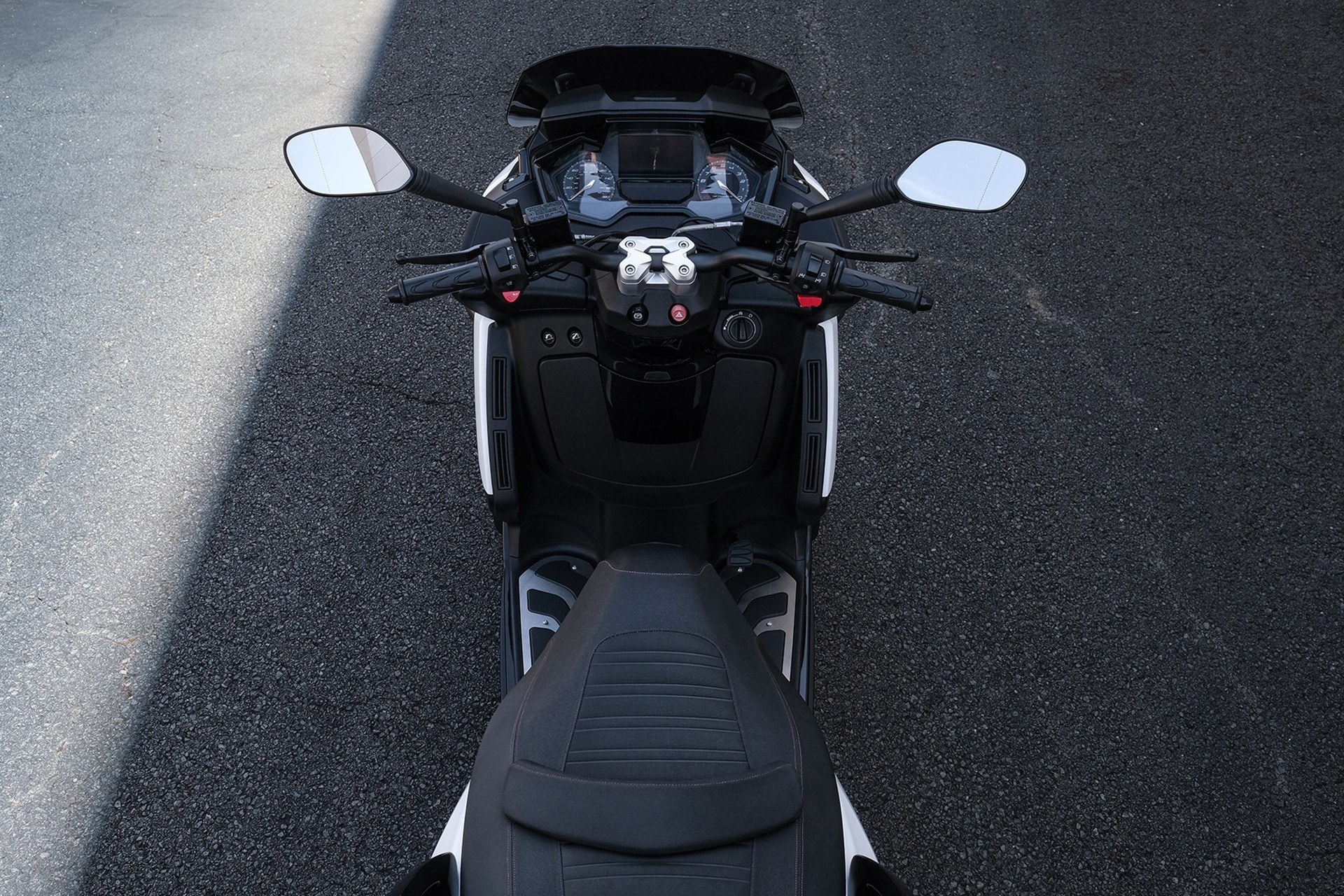 Peugeot Metropolis SW R: funcionalidad y confort sobre tres ruedas