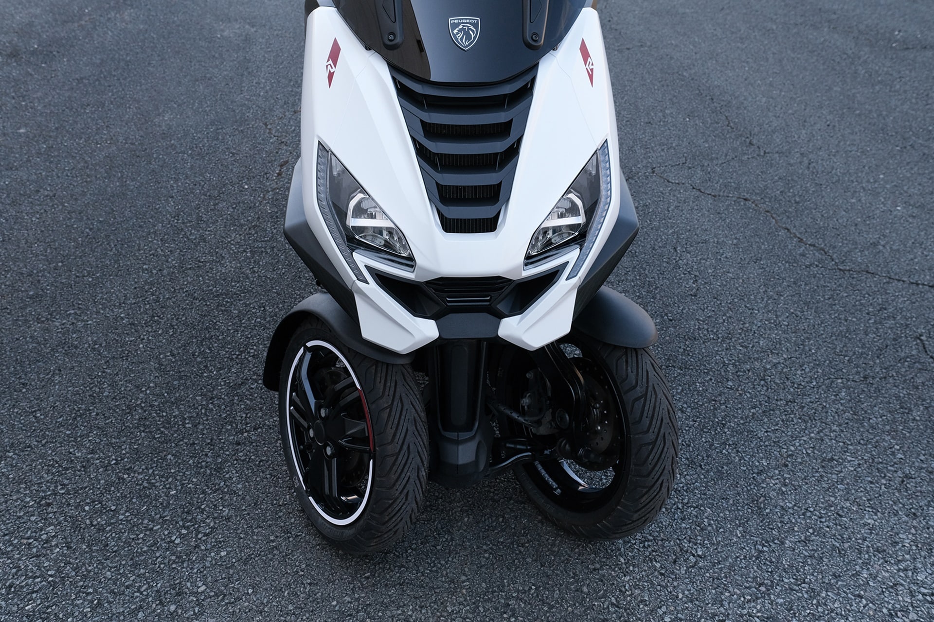 Peugeot Metropolis SW R: funcionalidad y confort sobre tres ruedas