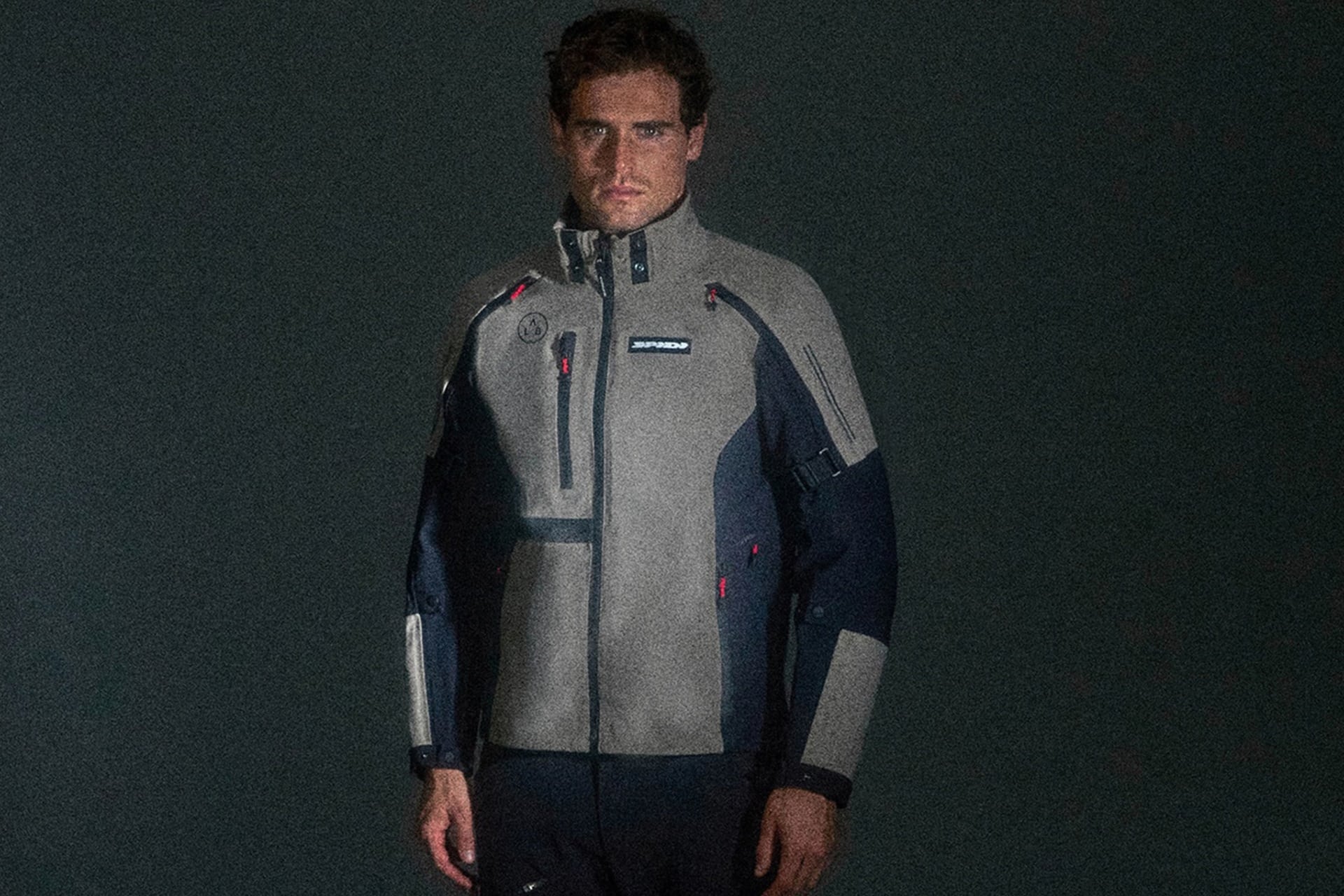 SPIDI invierte el diseño tradicional de las chaquetas multicapa con Step-In Armor