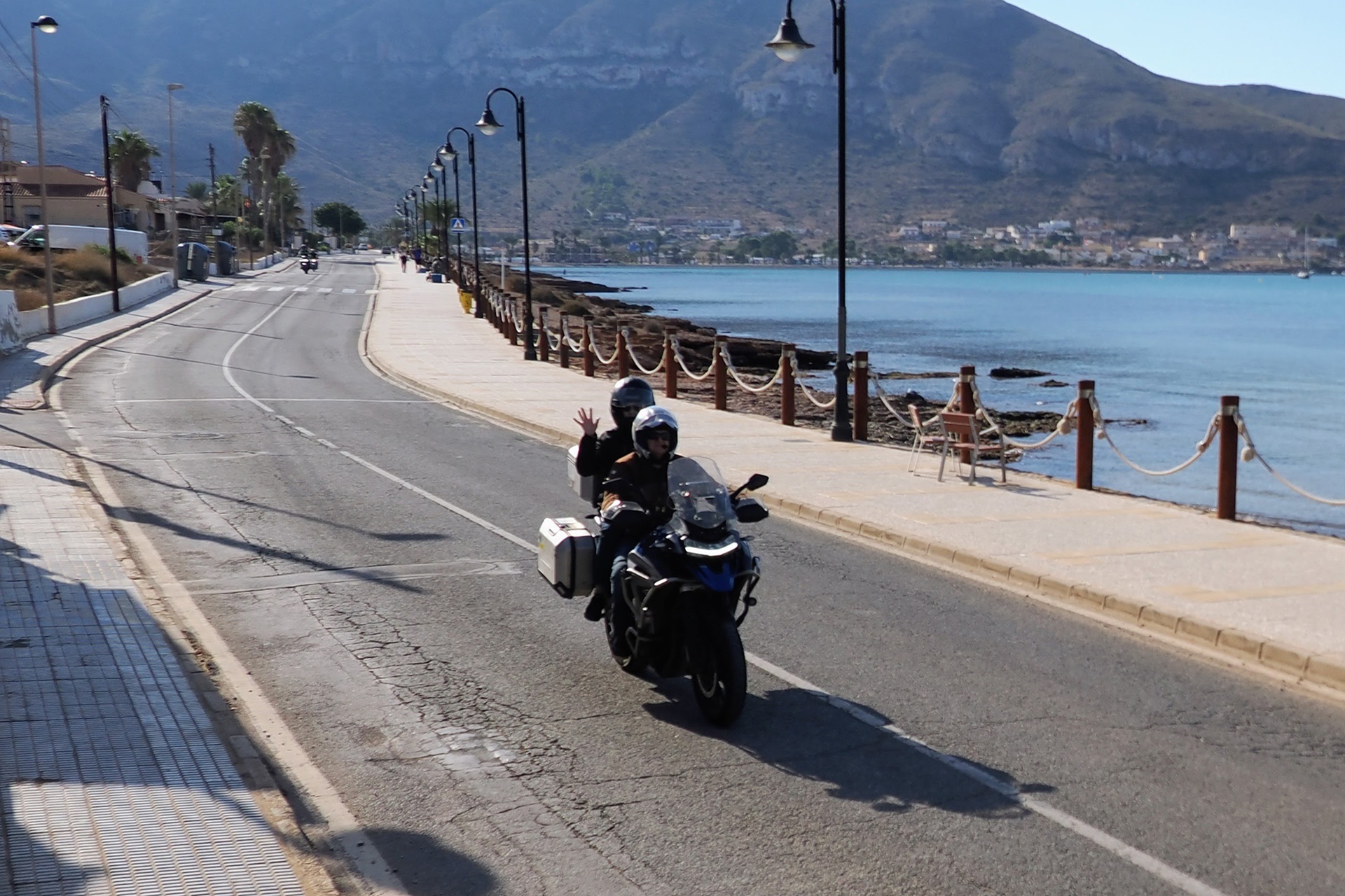 Triumph Coast 2 Coast 2026: Un centenar de motos recorrieron el este y sur peninsular