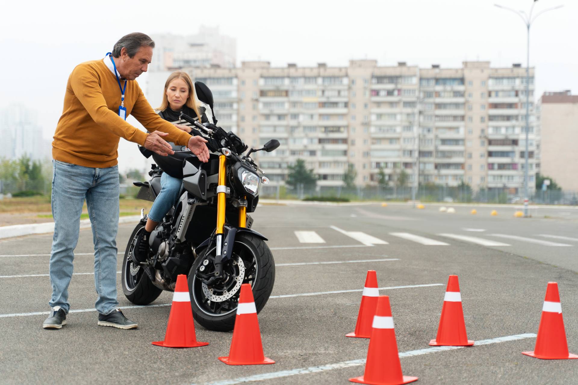 Leyes y normas que están cambiando la movilidad de las motos en Colombia