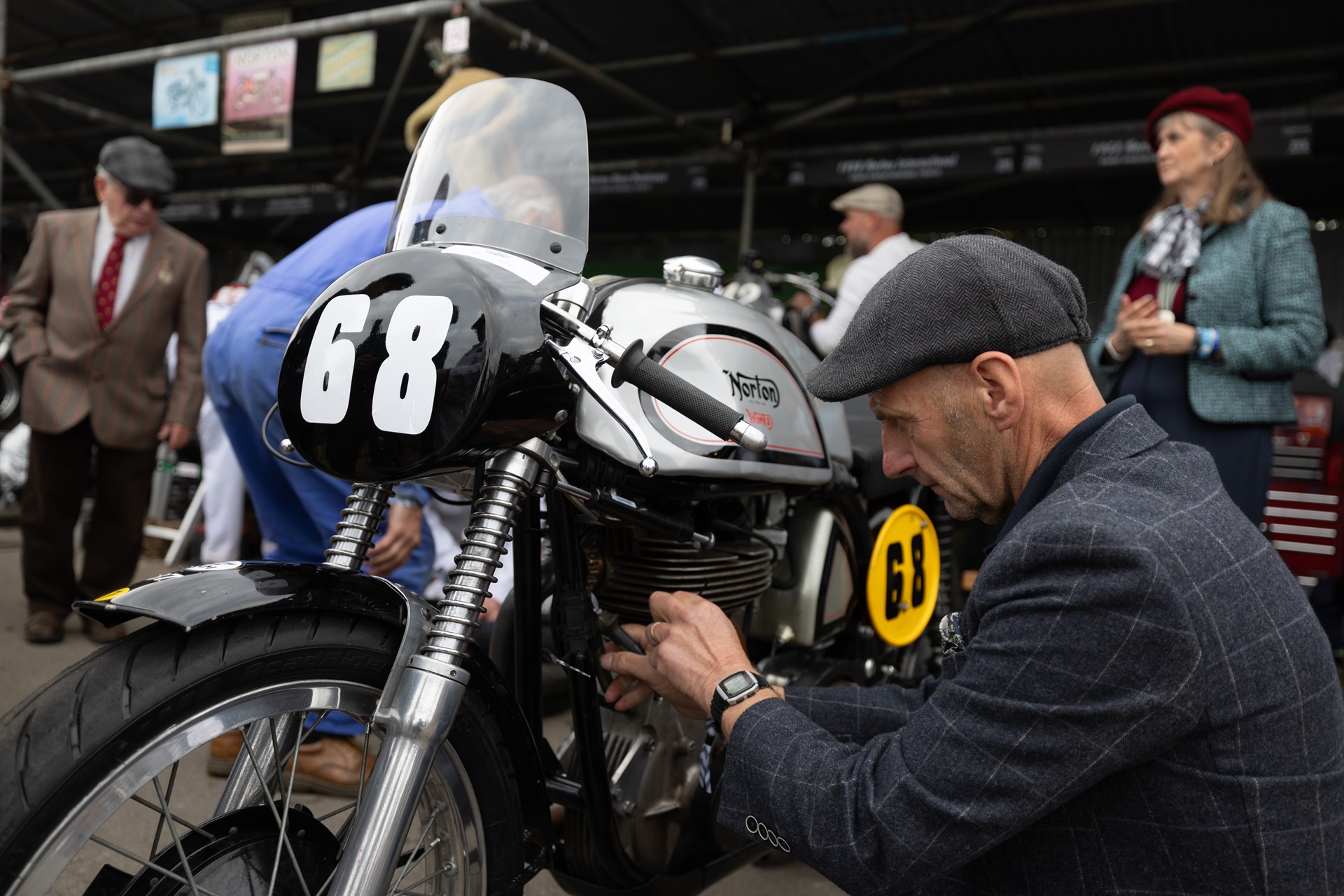 Norton y Works Racing participan con una histórica Manx 30M en Goodwood Revival 2026