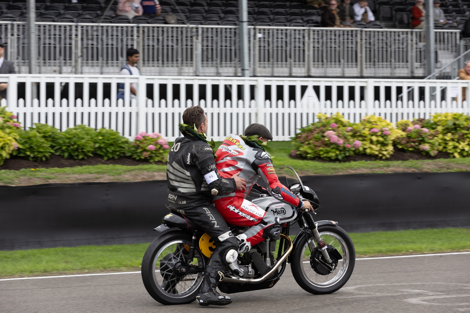 Norton y Works Racing participan con una histórica Manx 30M en Goodwood Revival 2026
