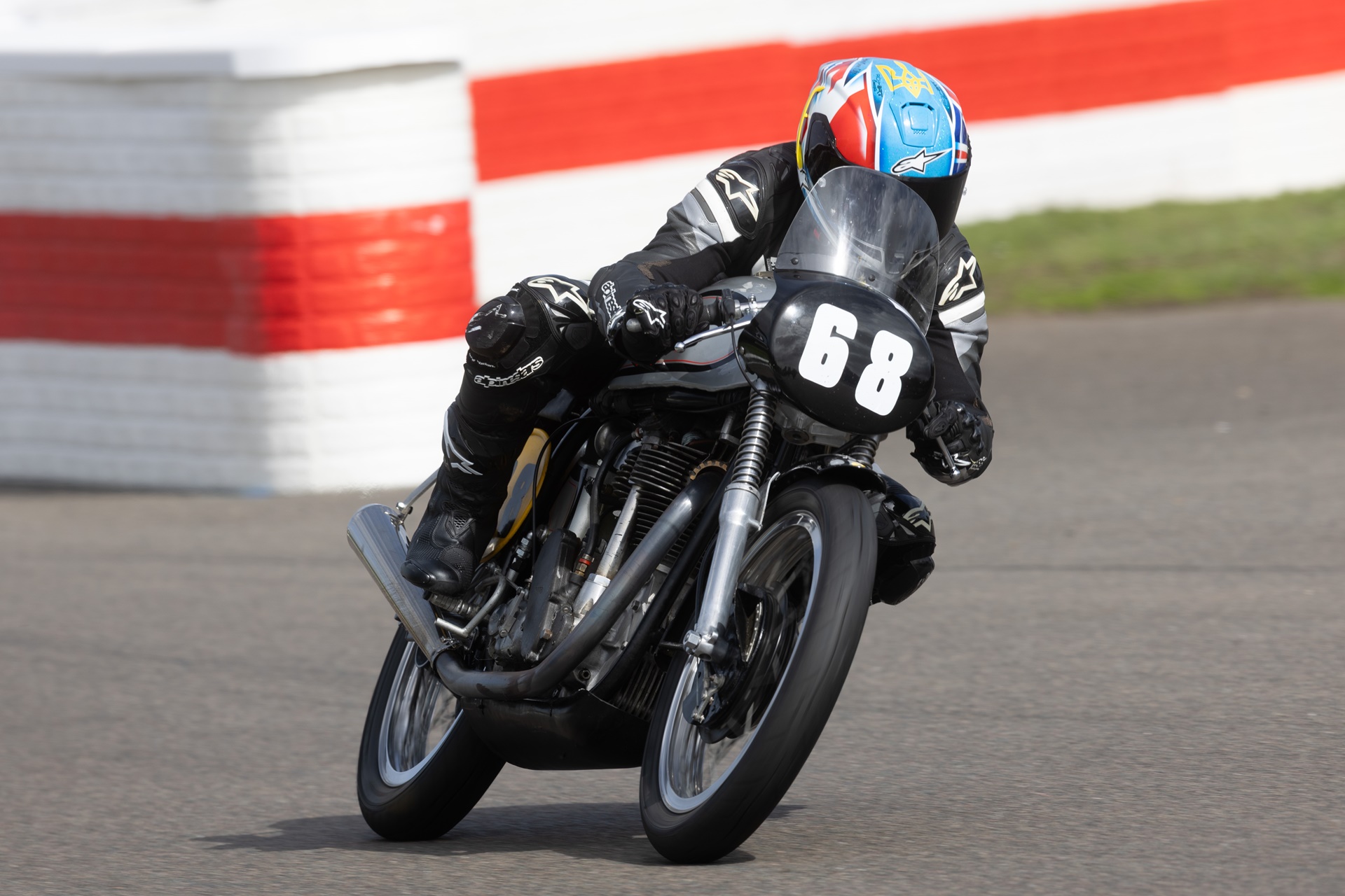 Norton y Works Racing participan con una histórica Manx 30M en Goodwood Revival 2026