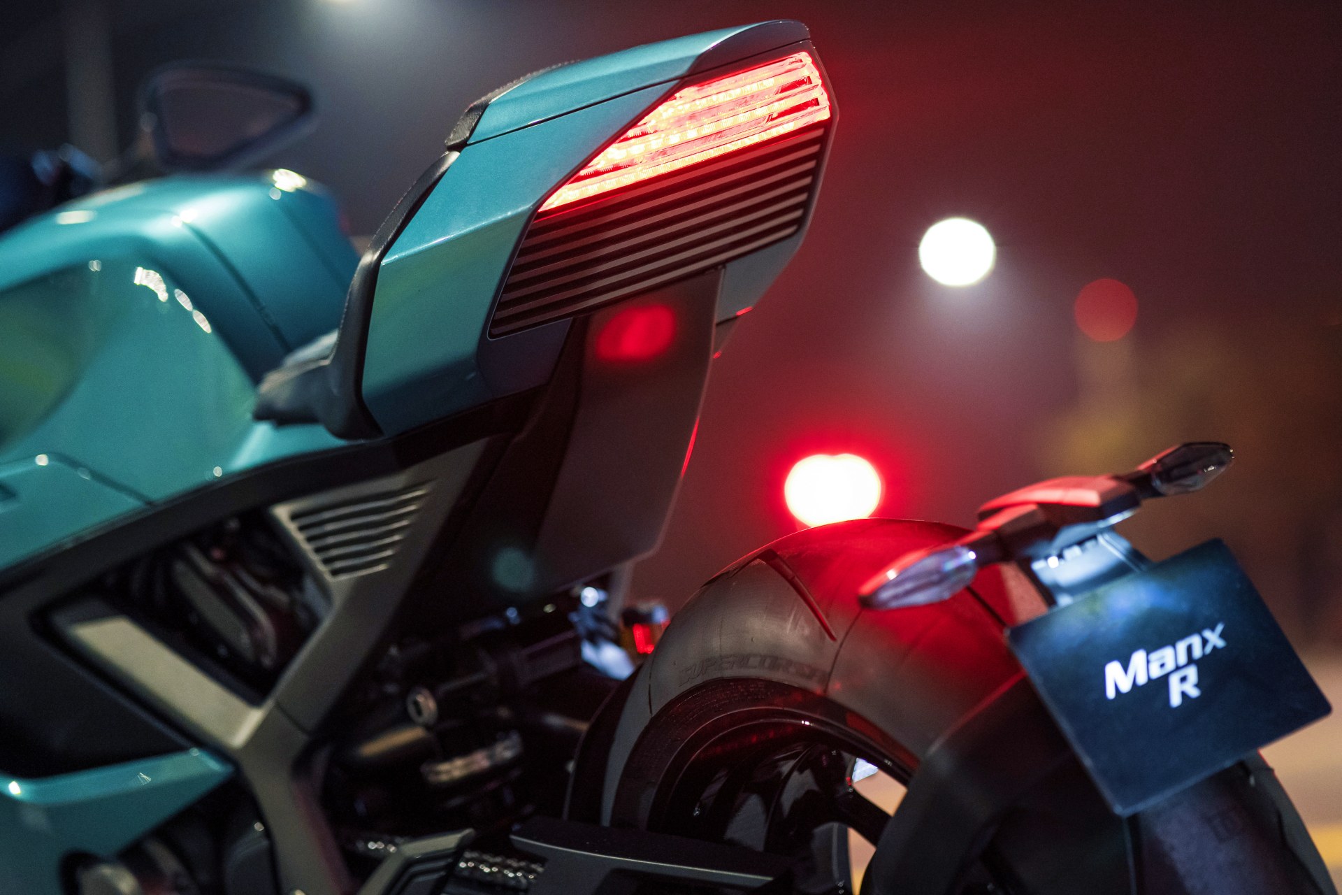 Norton nueva 450 monocilíndrica EICMA 2026