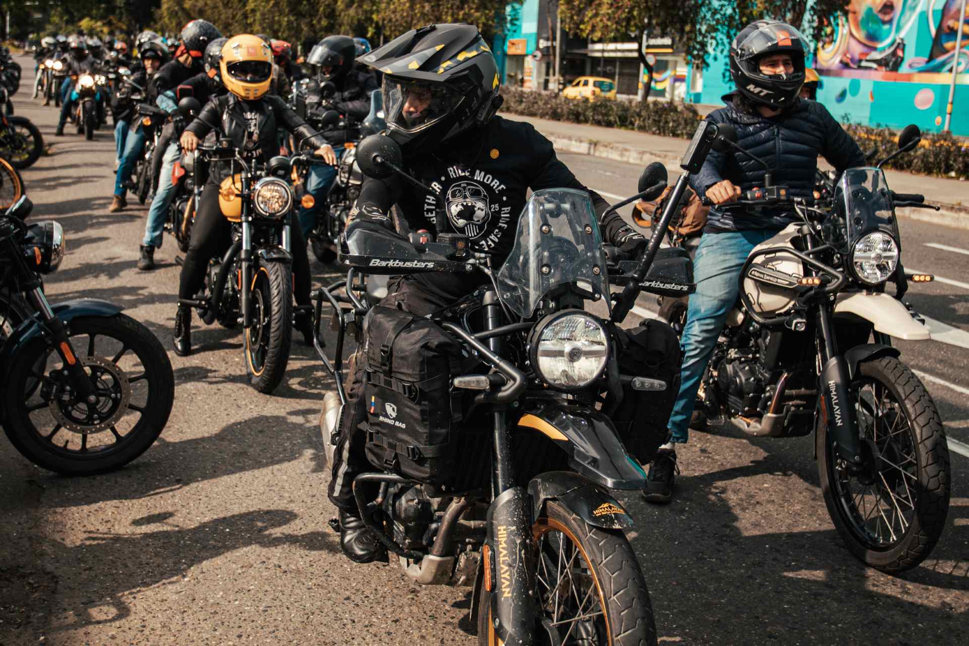 Royal Enfield One Ride 2026: Colombia y una voz solidaria con más de 5.000 motociclistas