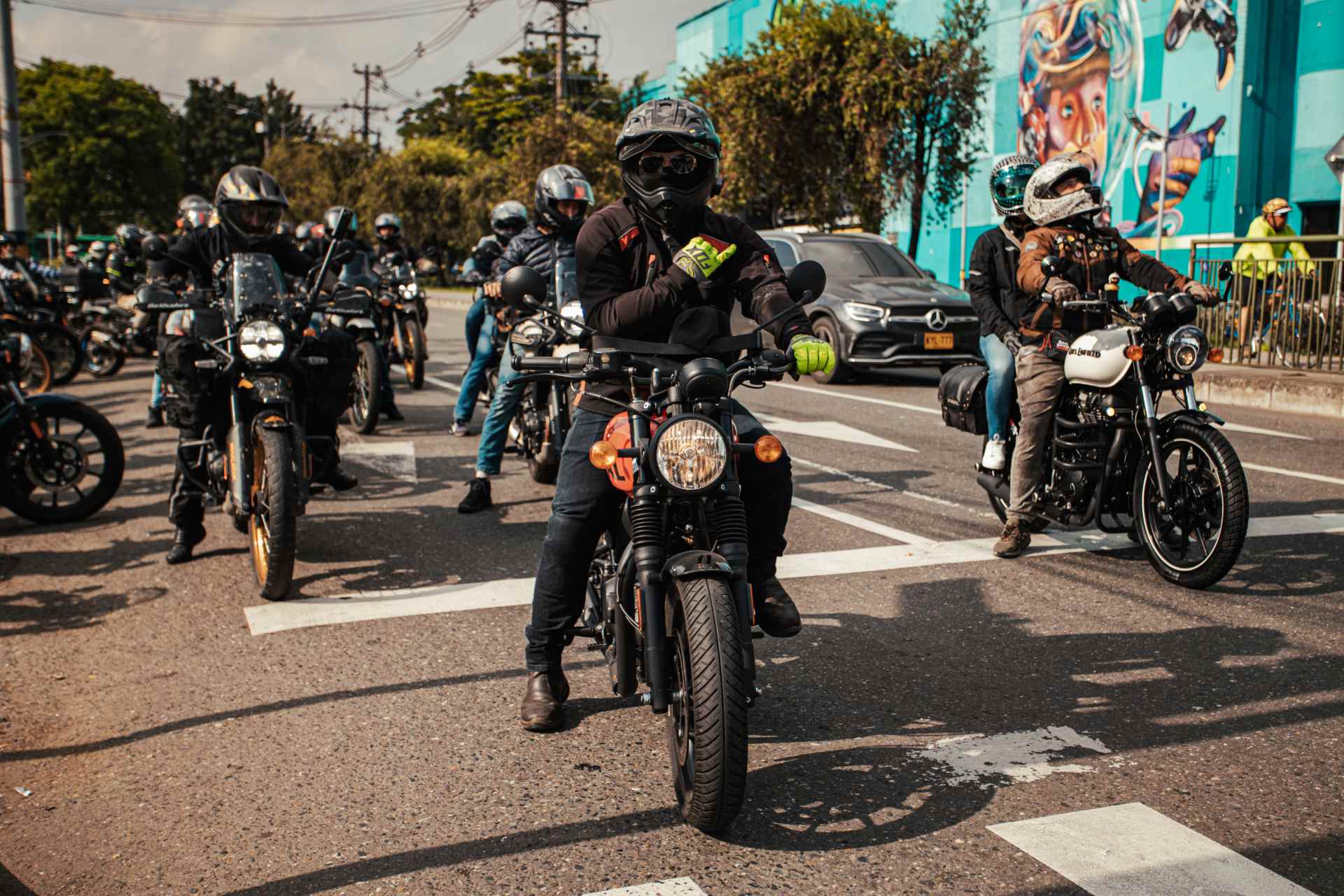 Royal Enfield One Ride 2026: Colombia y una voz solidaria con más de 5.000 motociclistas