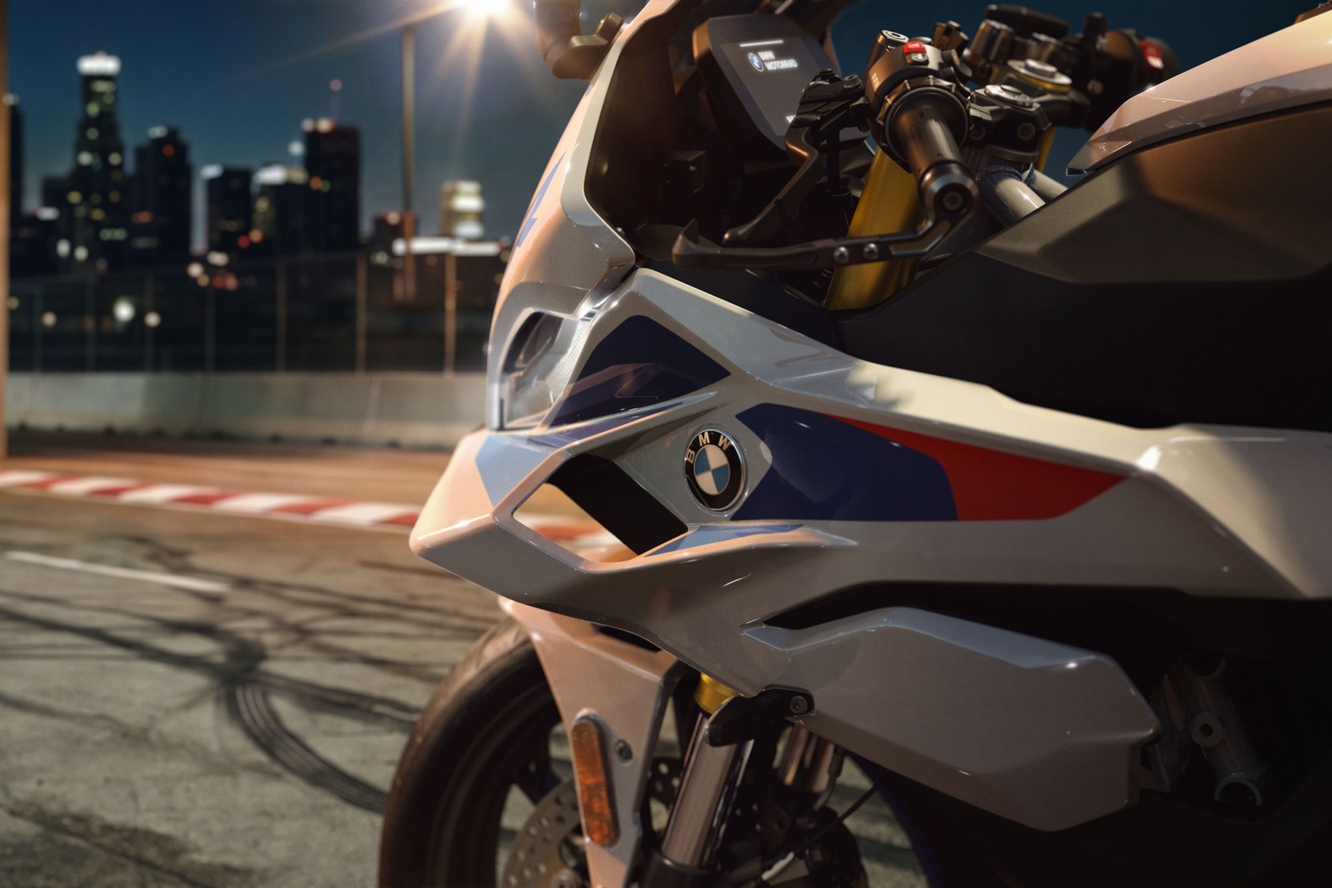 F 450 RR 2027: “La puerta de entrada perfecta al mundo de las motos BMW RR”