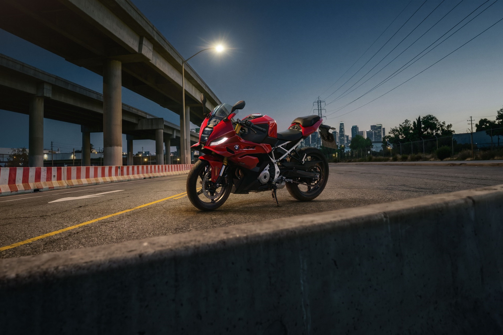 F 450 RR 2027: “La puerta de entrada perfecta al mundo de las motos BMW RR”