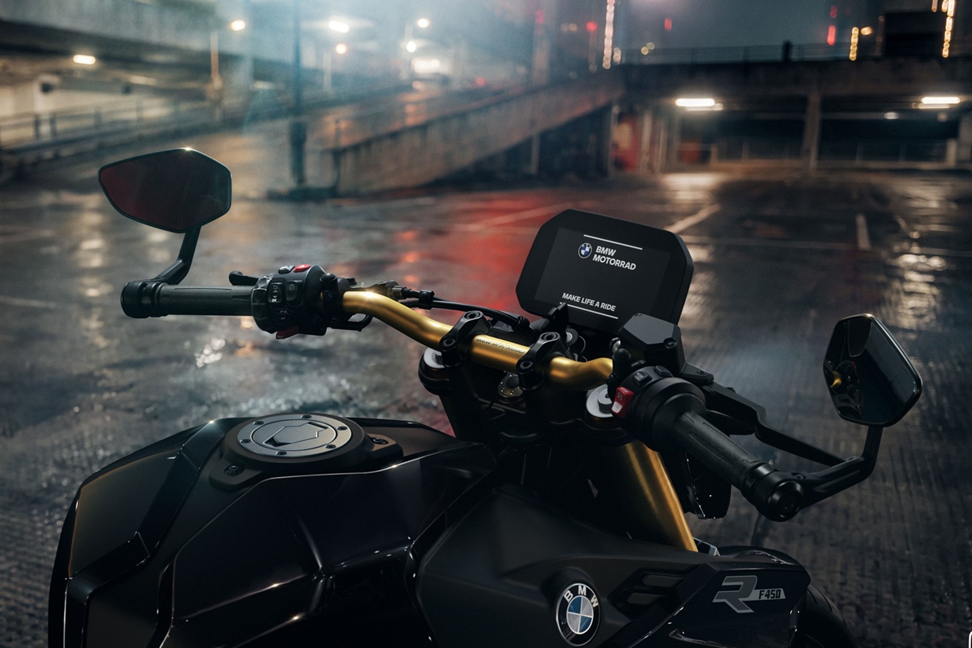 BMW F 450 R: 48 CV, 175 kilos y todo lo necesario para iniciarse en el A2