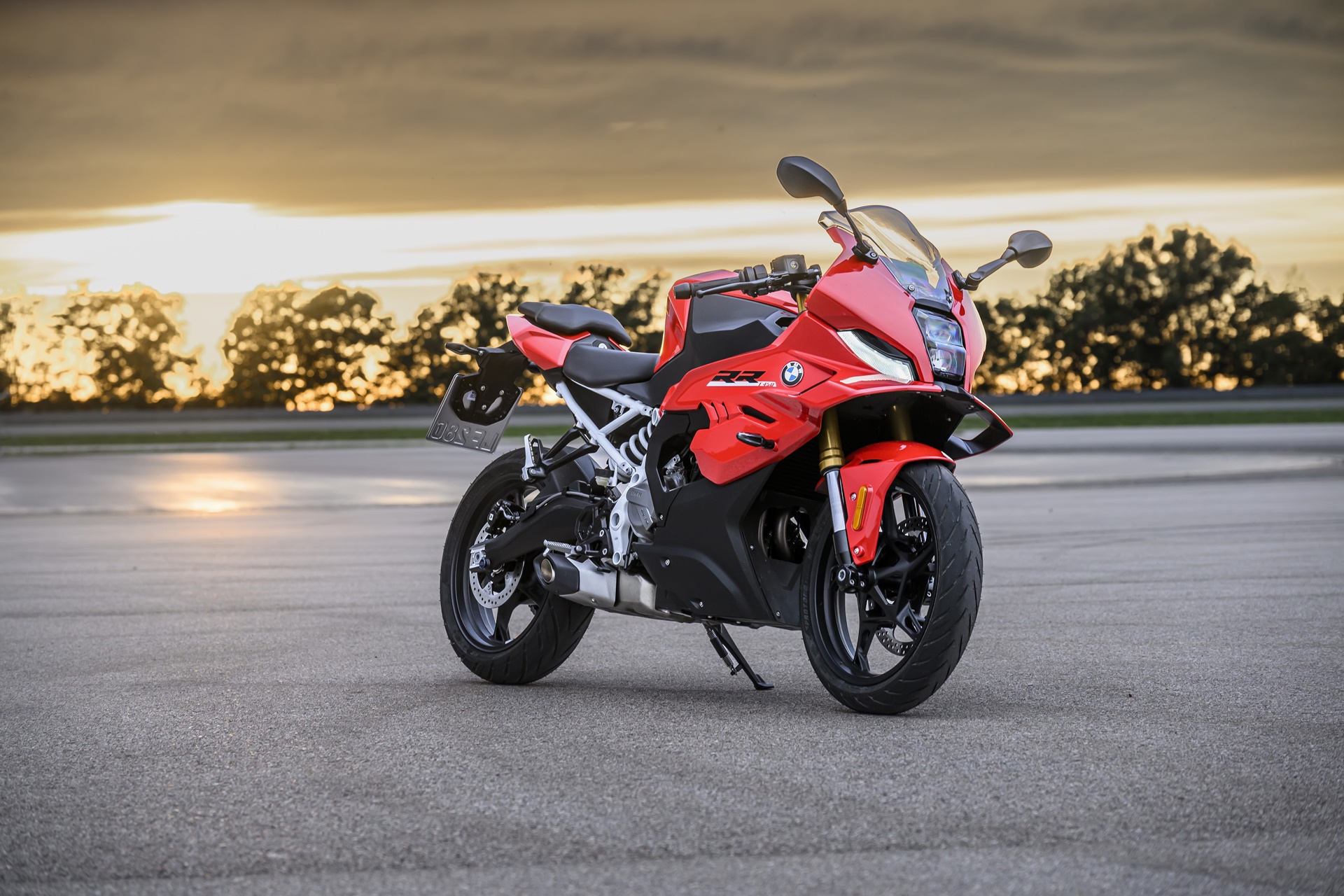 F 450 RR 2027: “La puerta de entrada perfecta al mundo de las motos BMW RR”