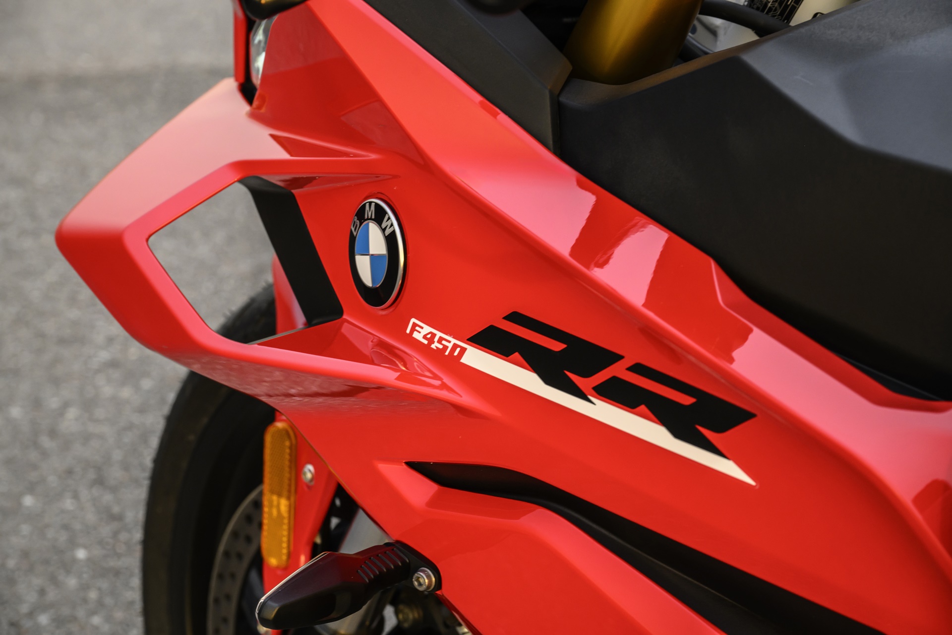 F 450 RR 2027: “La puerta de entrada perfecta al mundo de las motos BMW RR”