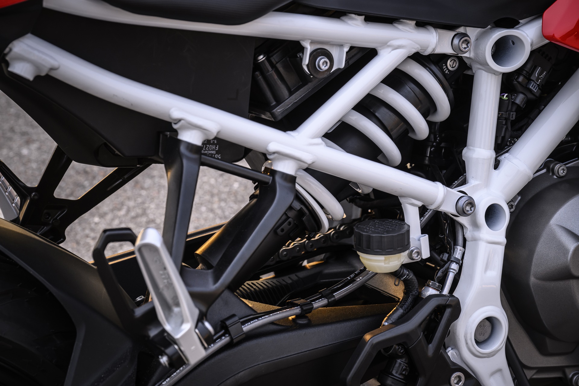 F 450 RR 2027: “La puerta de entrada perfecta al mundo de las motos BMW RR”