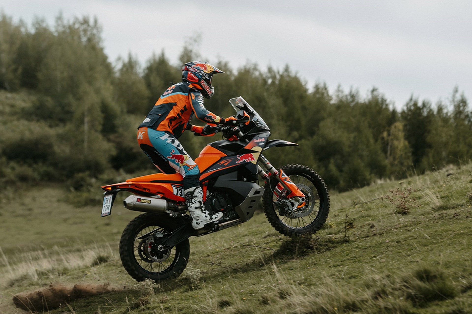 KTM resucita la 990 Adventure: dos prototipos apuntan a una nueva versión R para 2027