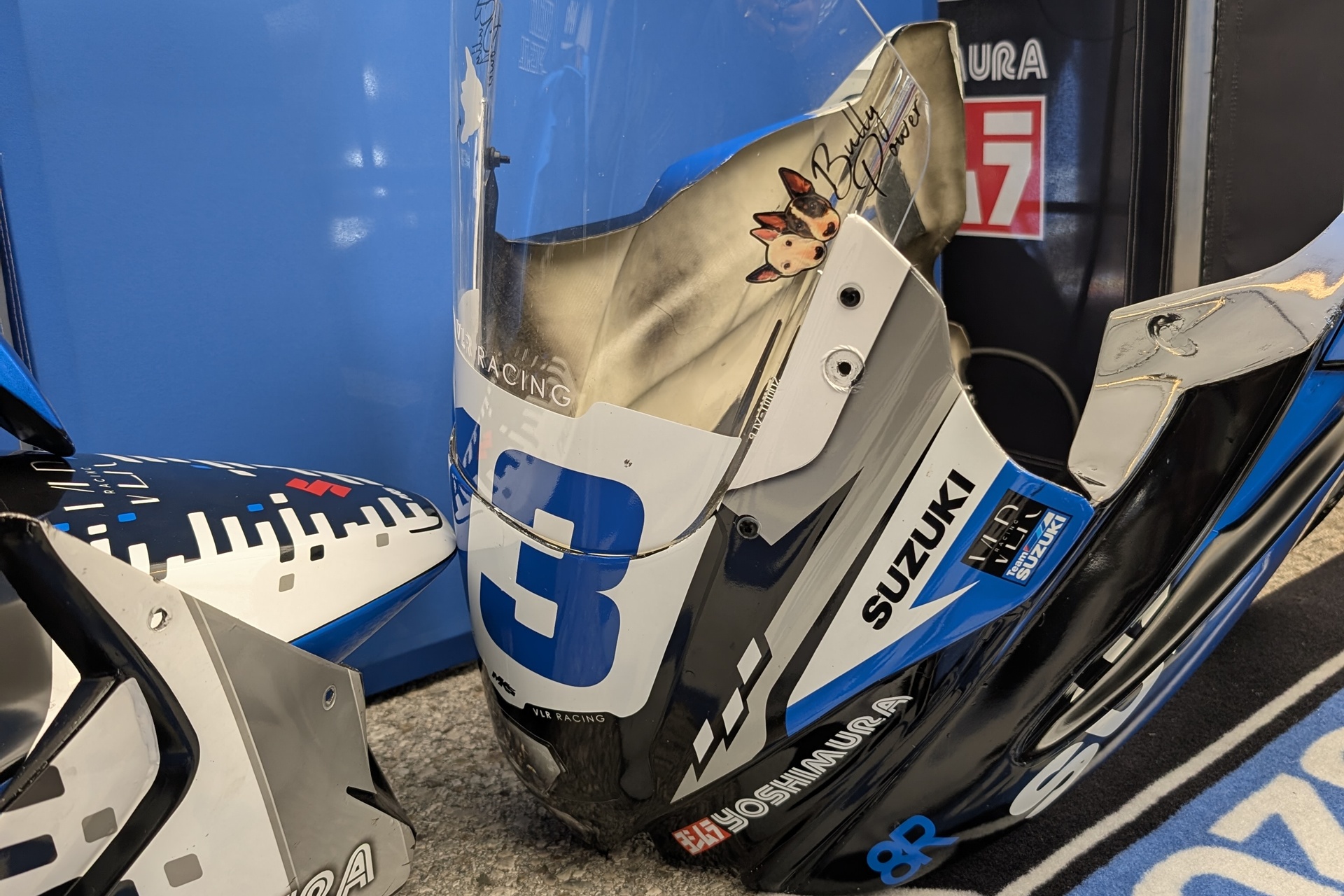 El WorldSBK convierte Jerez en una fiesta del motociclismo con carreras decisivas y un paddock muy cercano