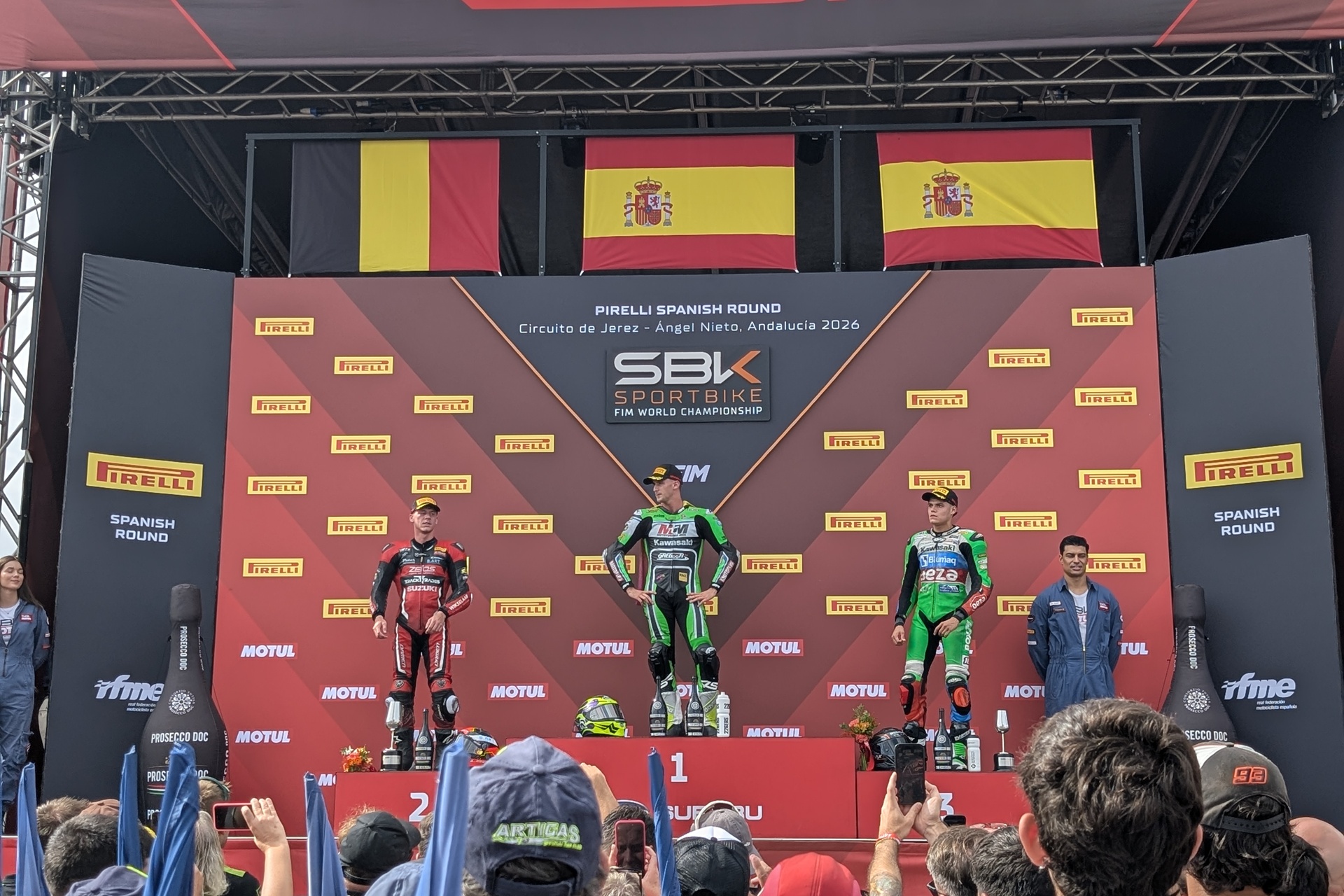 El WorldSBK convierte Jerez en una fiesta del motociclismo con carreras decisivas y un paddock muy cercano