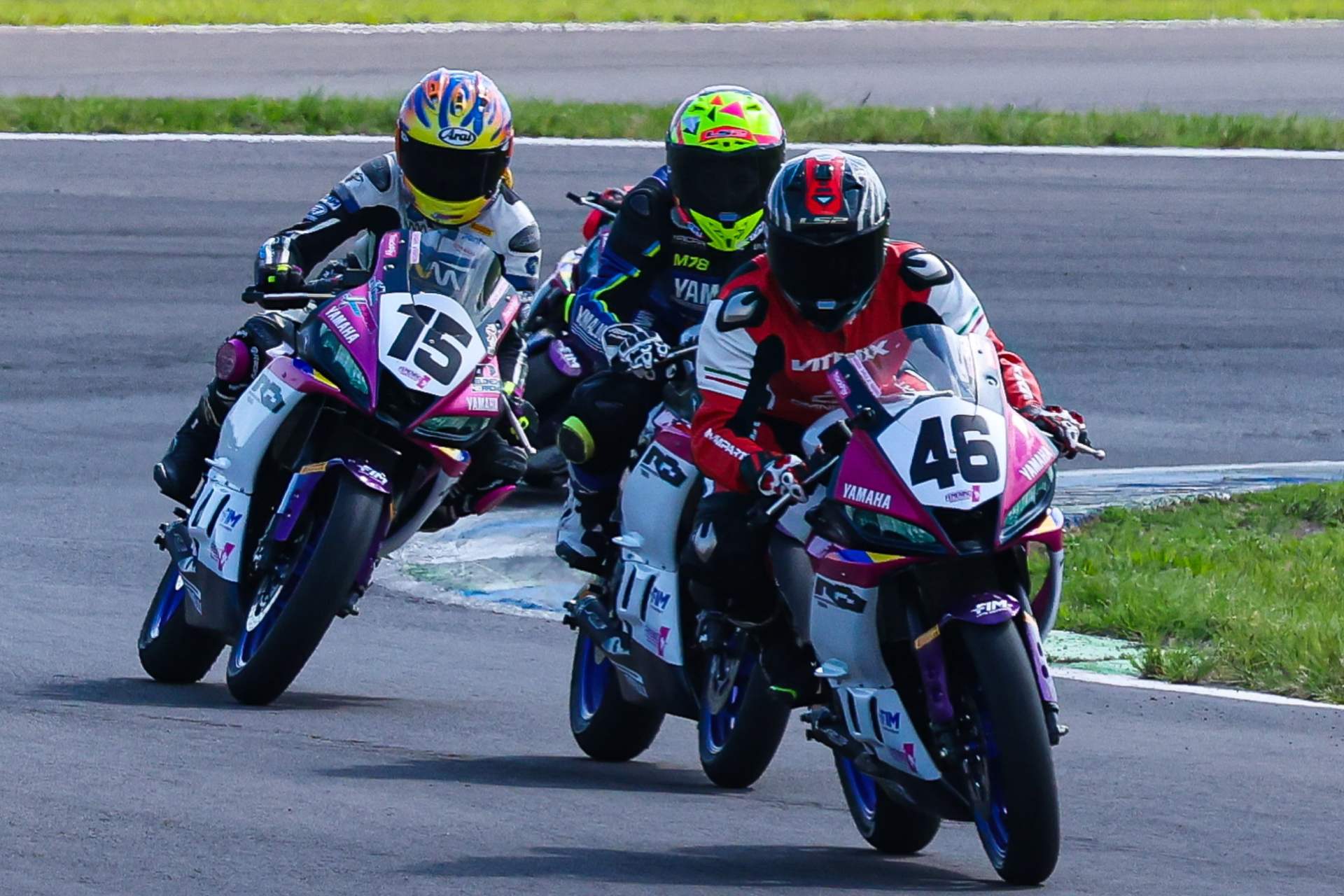 Isis Carreño se lleva el Yamaha R3 bLU cRU. Sara Varón, brilló en Brasil