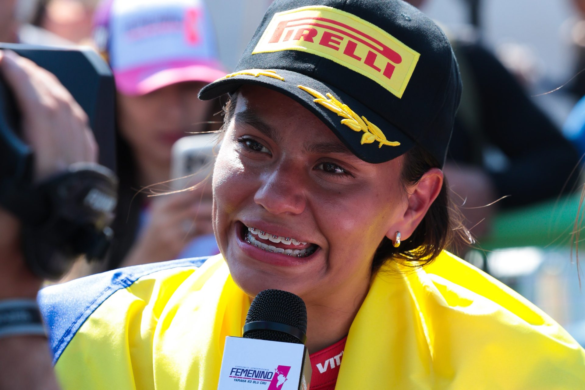 Isis Carreño se lleva el Yamaha R3 bLU cRU. Sara Varón, brilló en Brasil